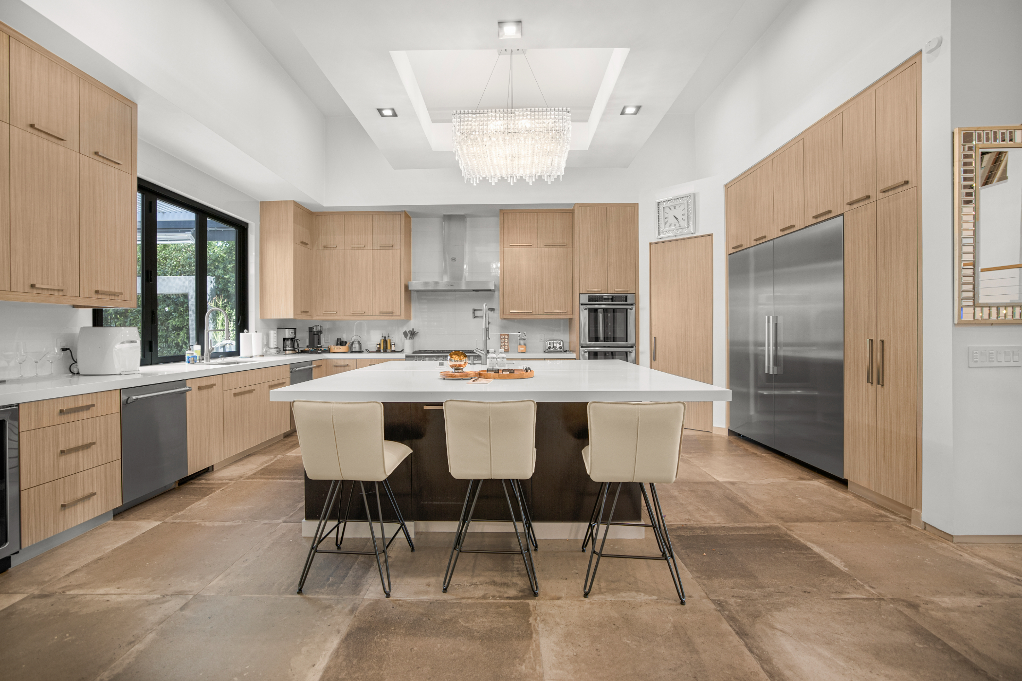 Louise Modern | Photo 18