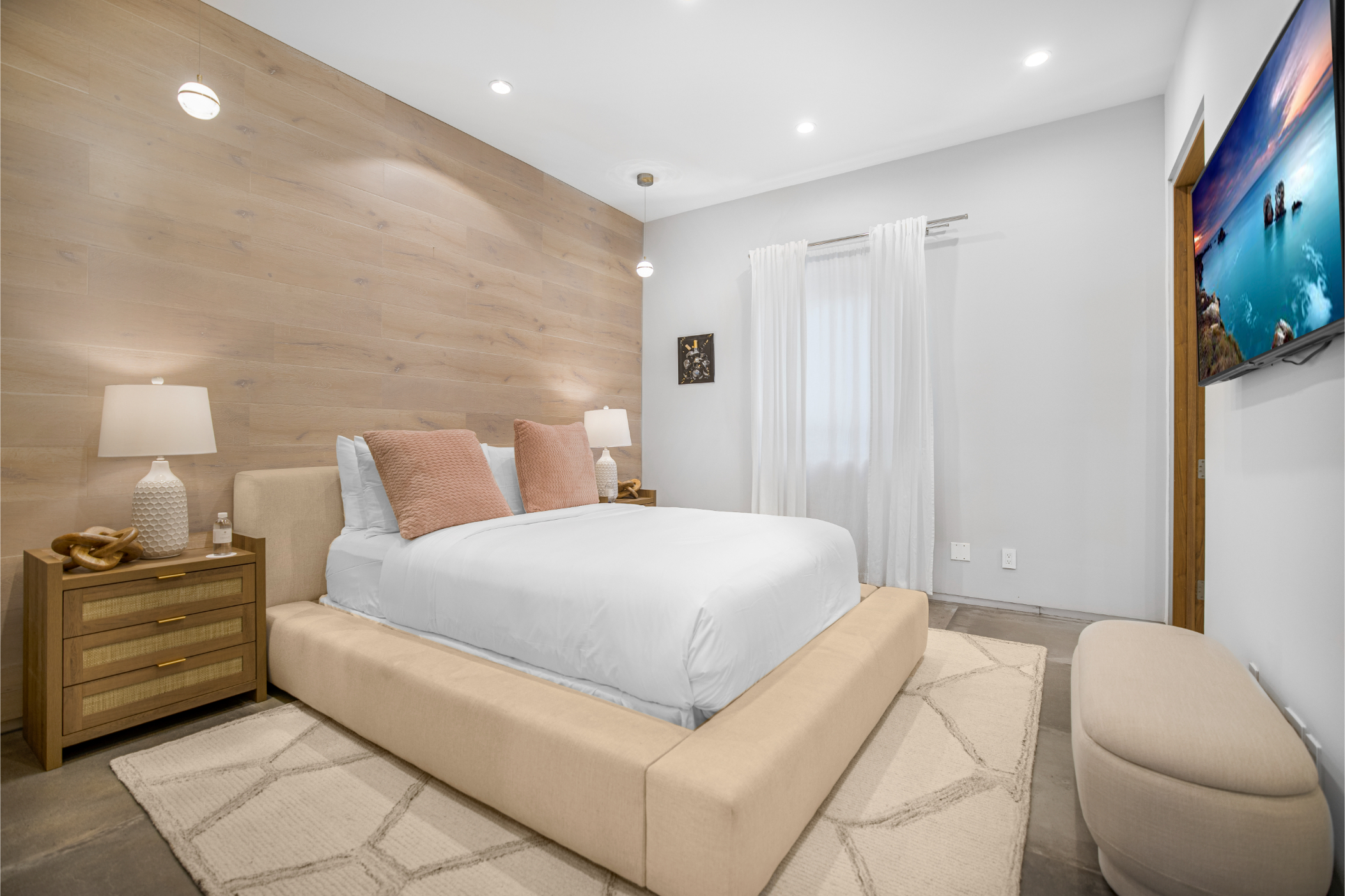 Louise Modern | Photo 46