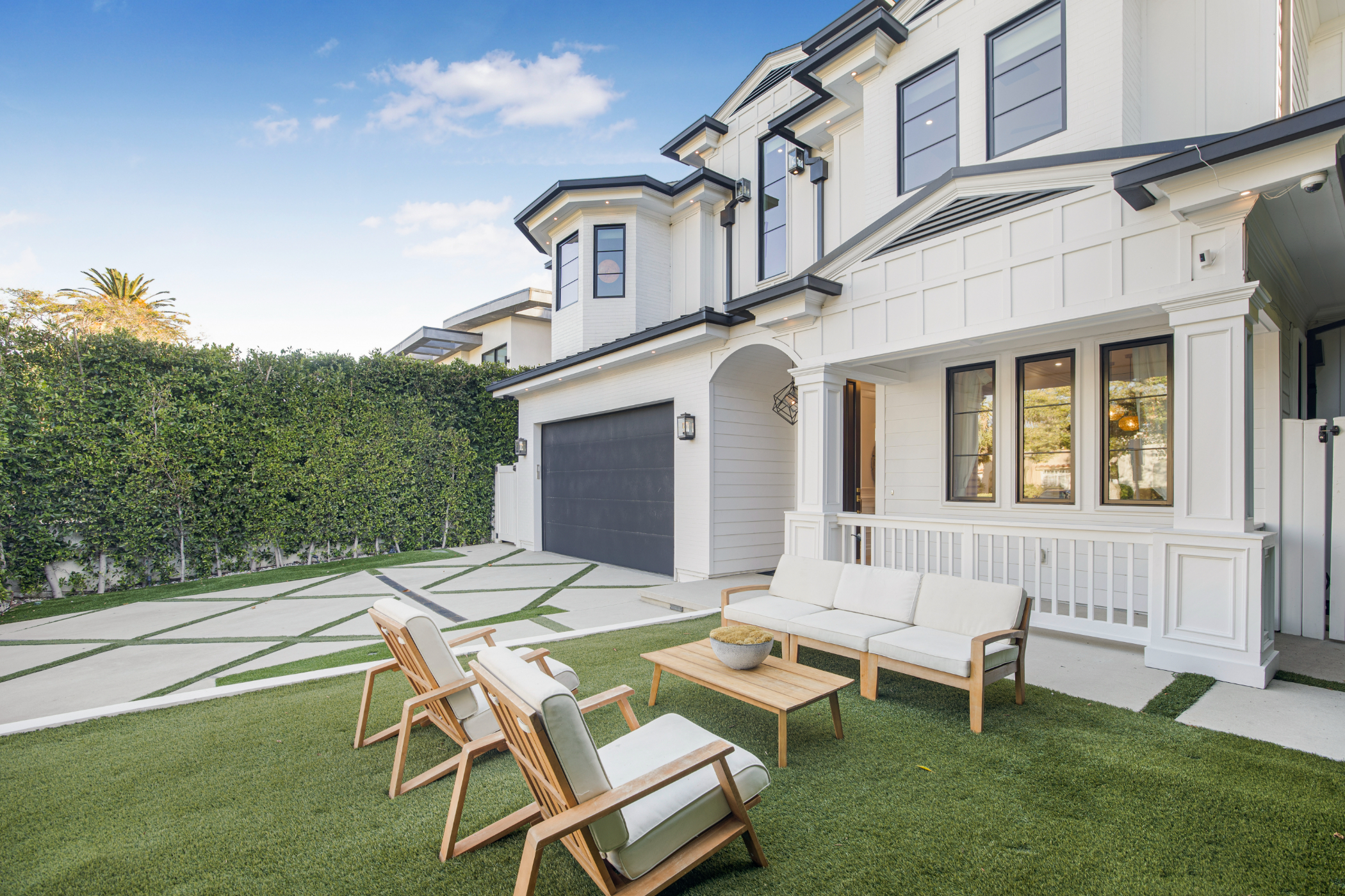 Spaulding Ave Farmhouse | Photo 8