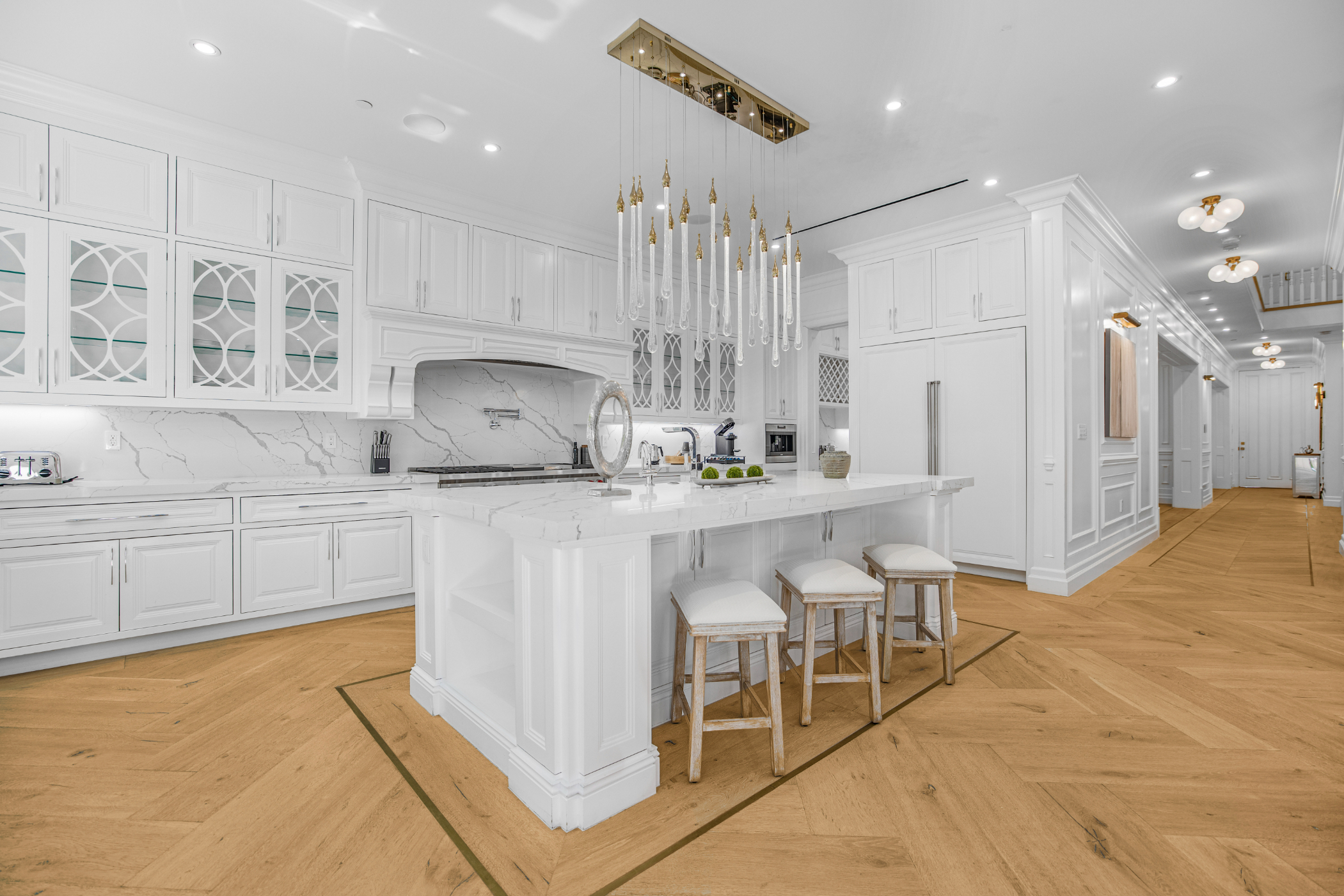 Spaulding Ave Farmhouse | Photo 18