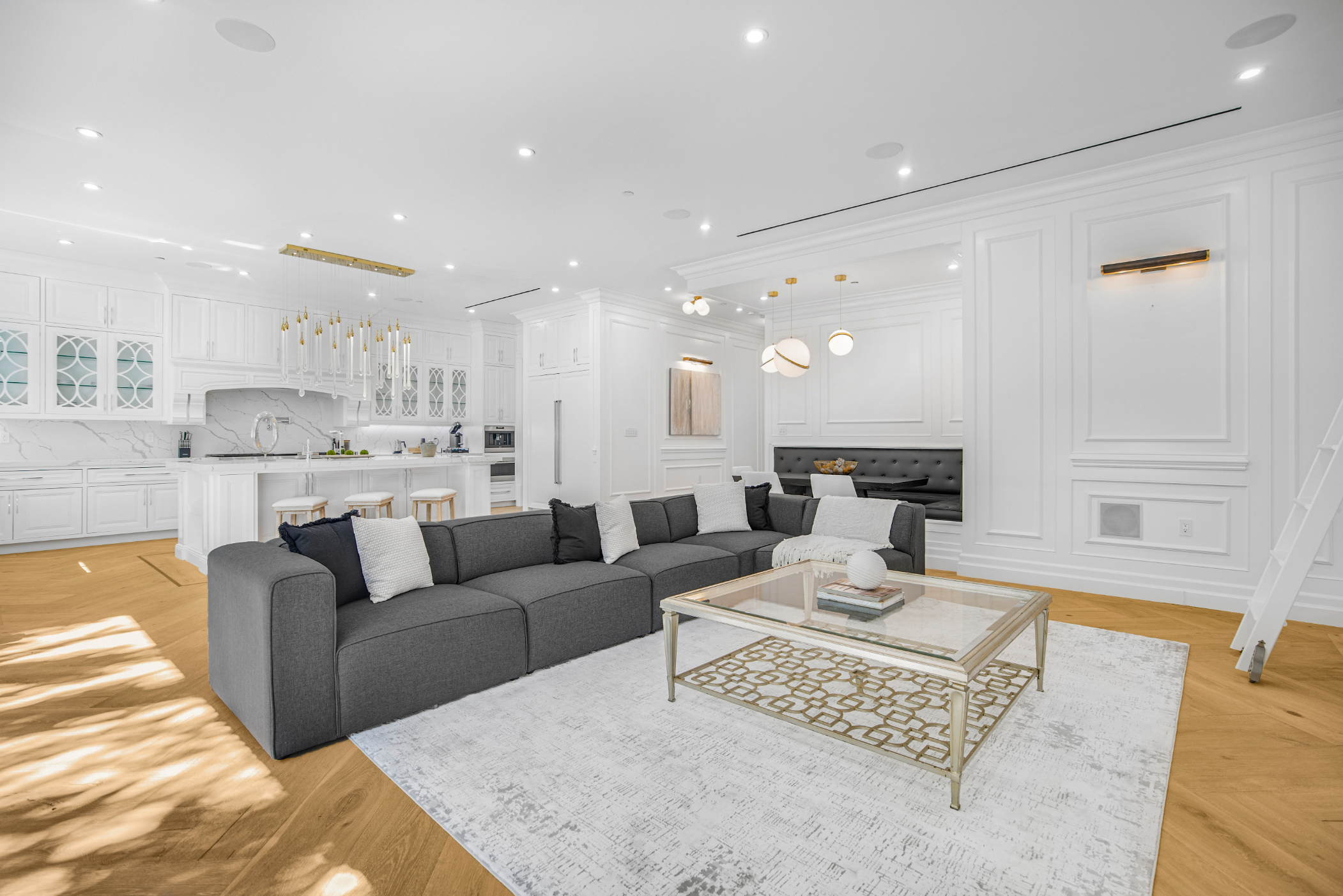 Spaulding Ave Farmhouse | Photo 13