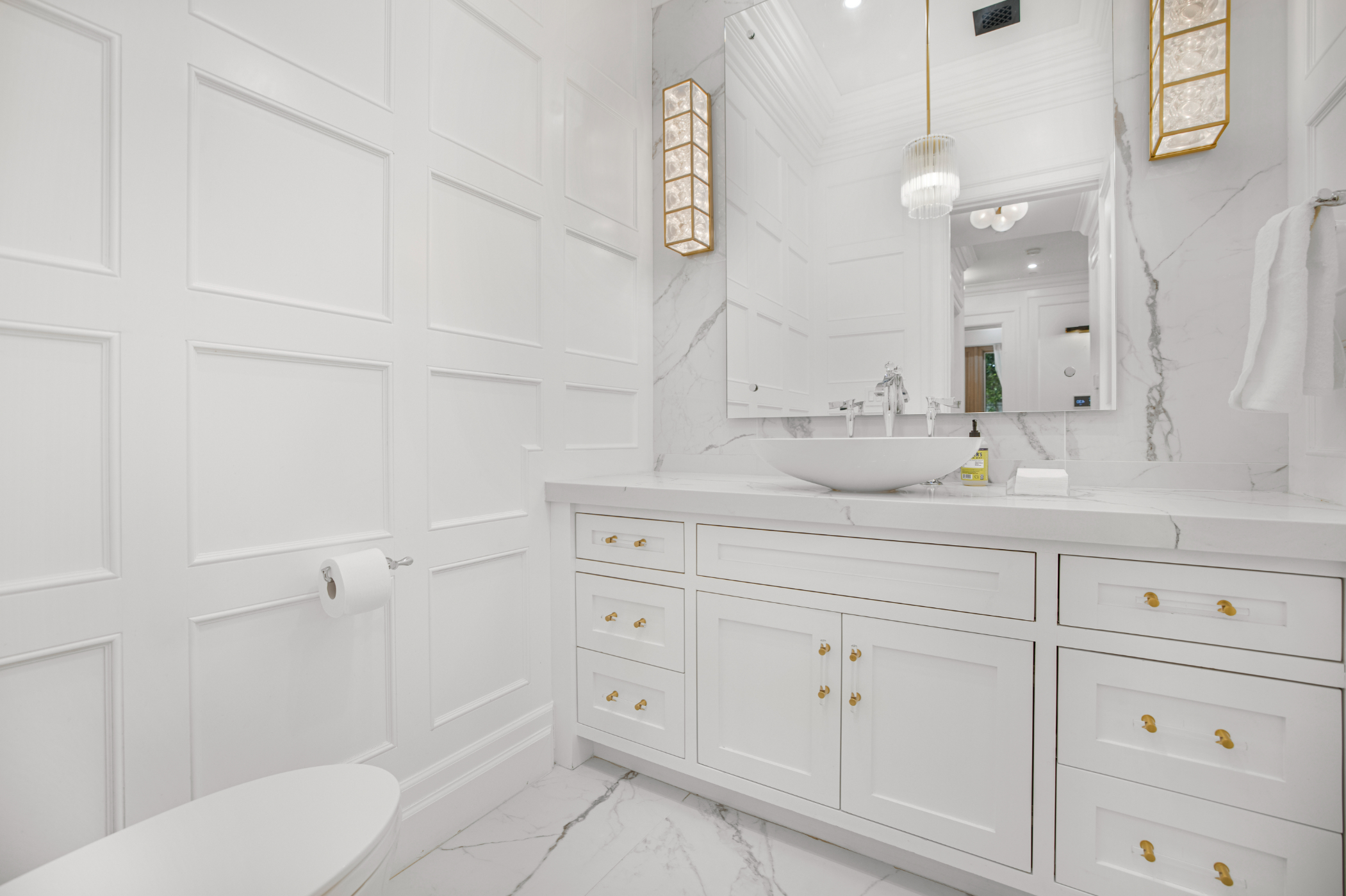 Spaulding Ave Farmhouse | Photo 44