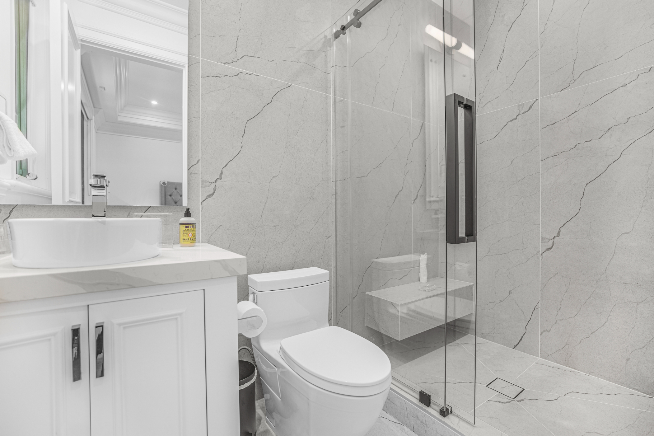 Spaulding Ave Farmhouse | Photo 39