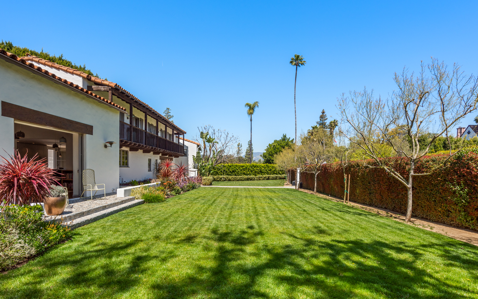 Howard Hughes Estate | Photo 81