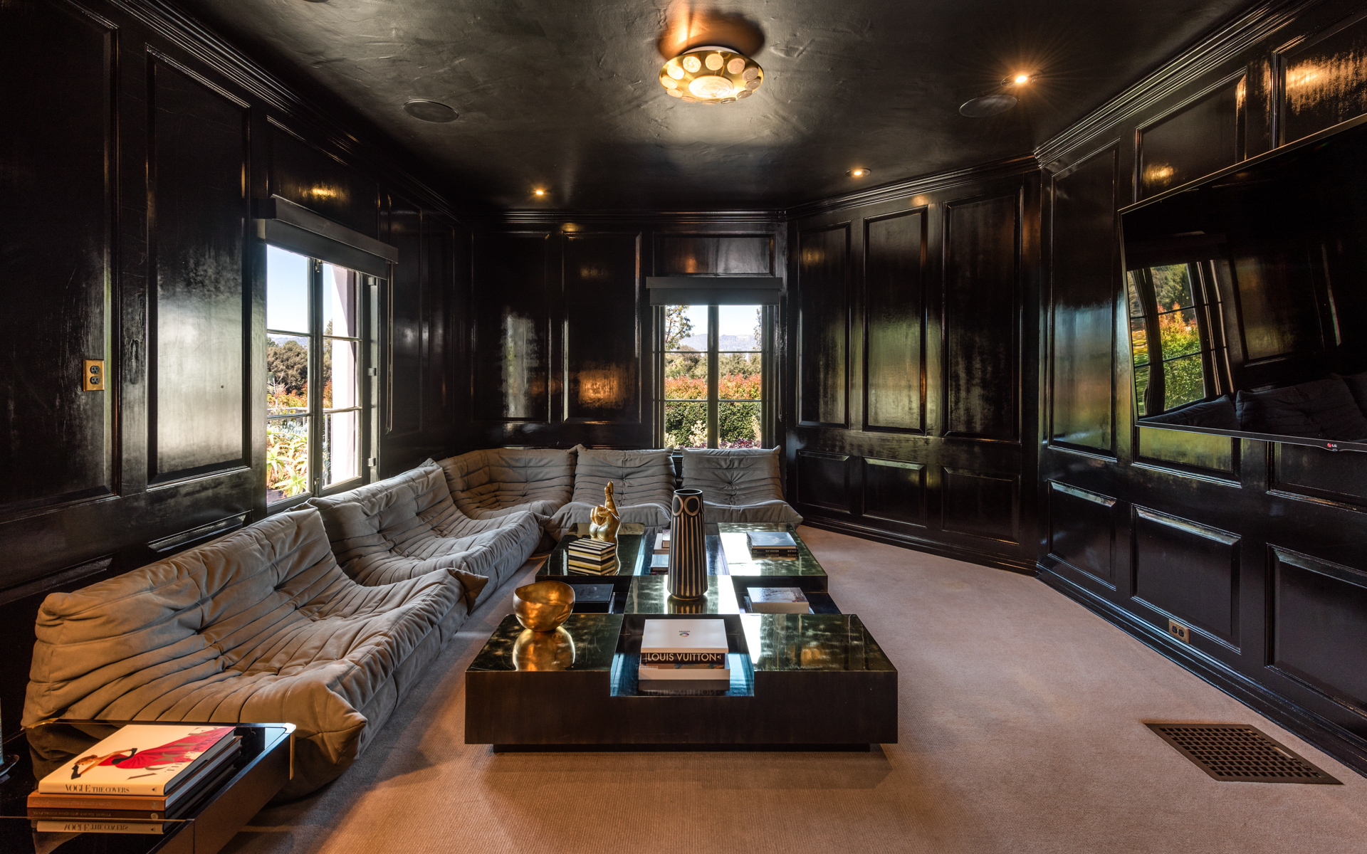Howard Hughes Estate | Photo 62