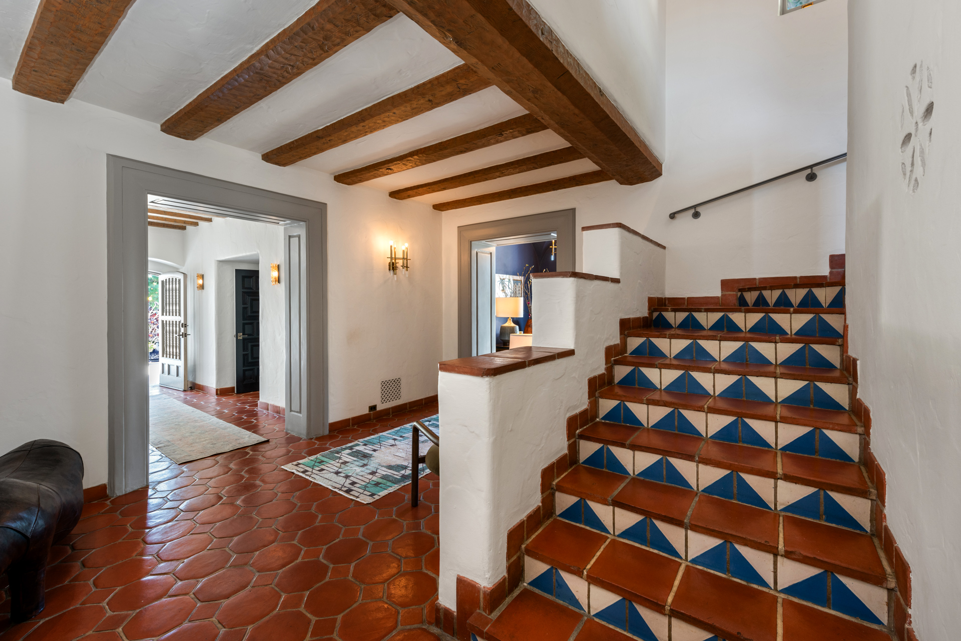 Howard Hughes Estate | Photo 30