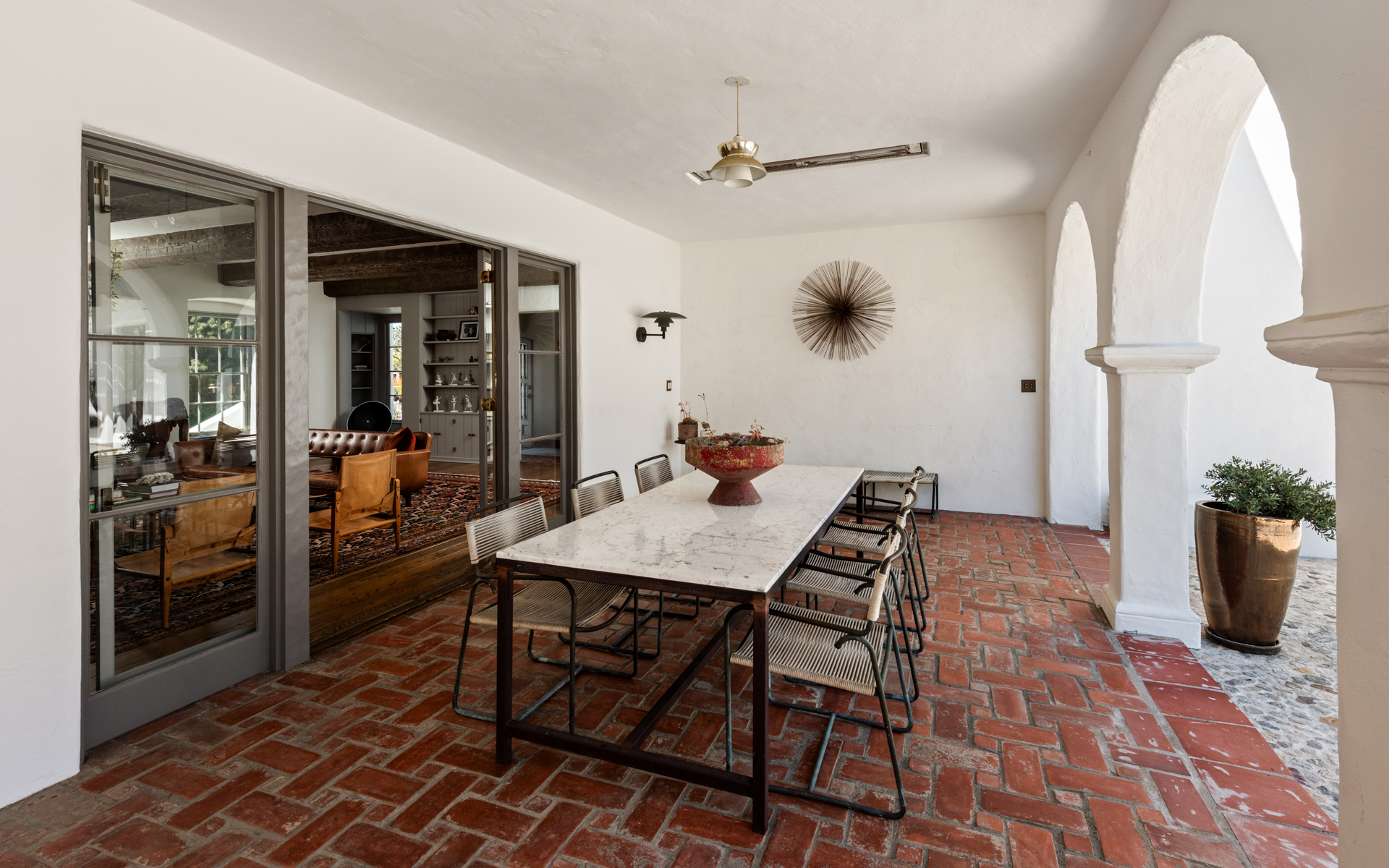 Howard Hughes Estate | Photo 23