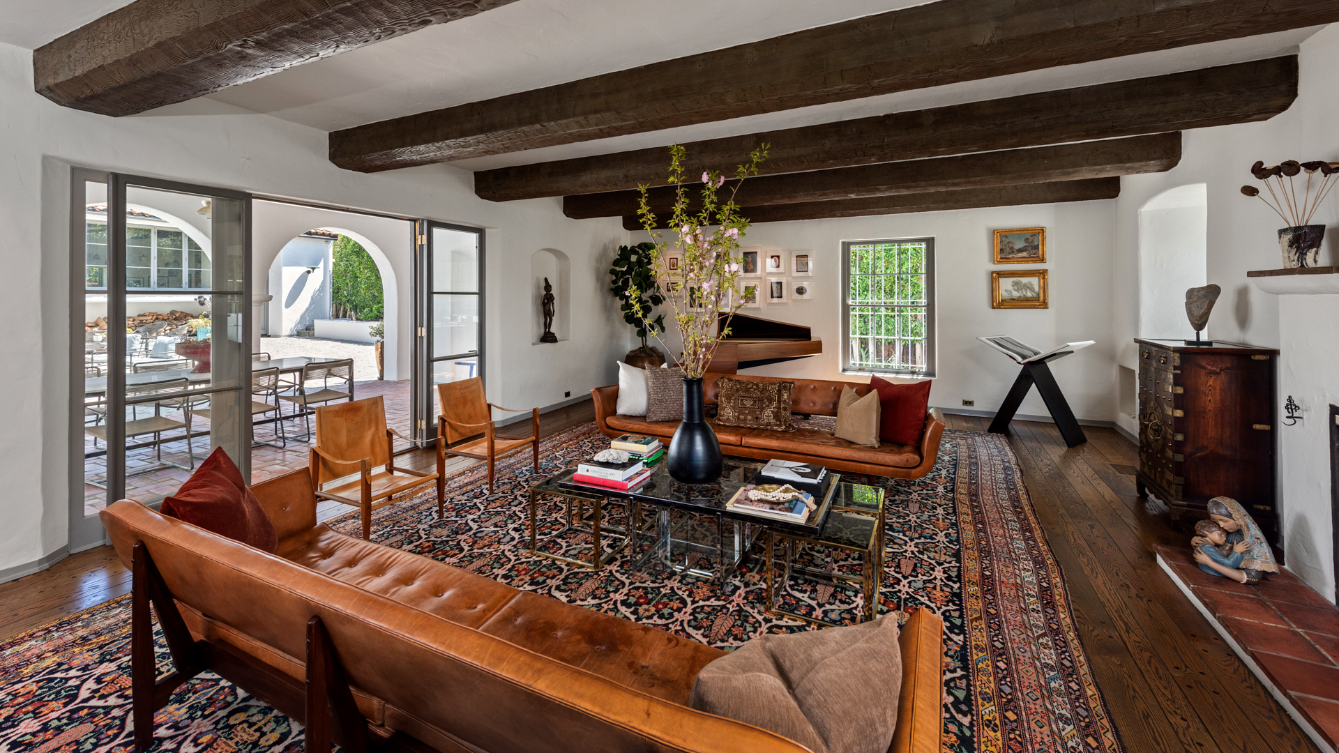 Howard Hughes Estate | Photo 5