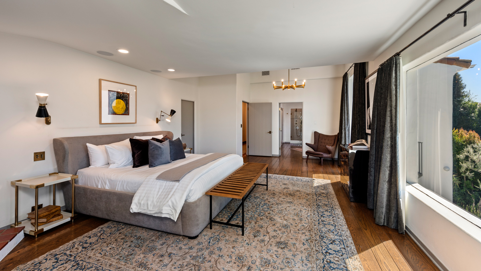 Howard Hughes Estate | Photo 40