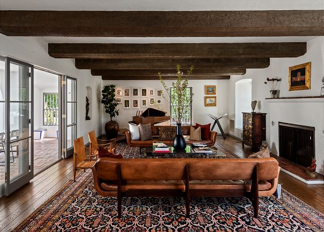 Howard Hughes Estate 3