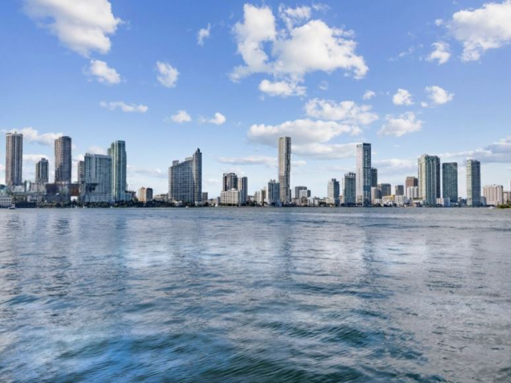 Venetian Drive | Photo 59