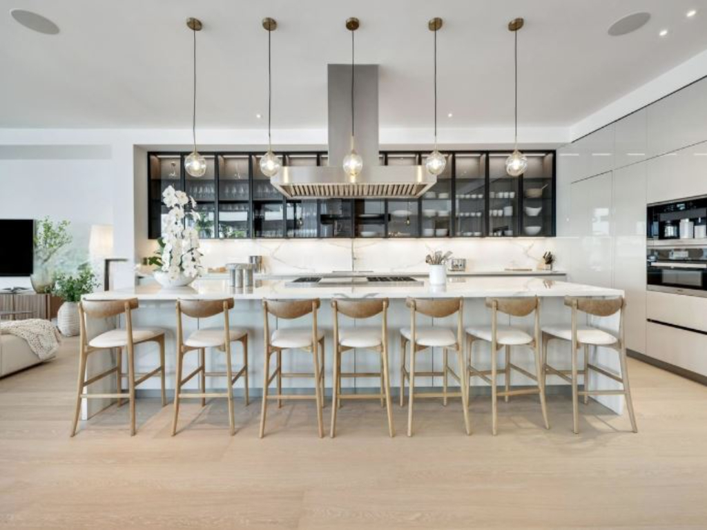 Venetian Drive | Photo 7