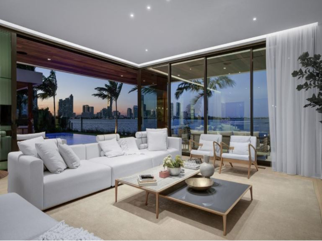 Venetian Drive | Photo 47