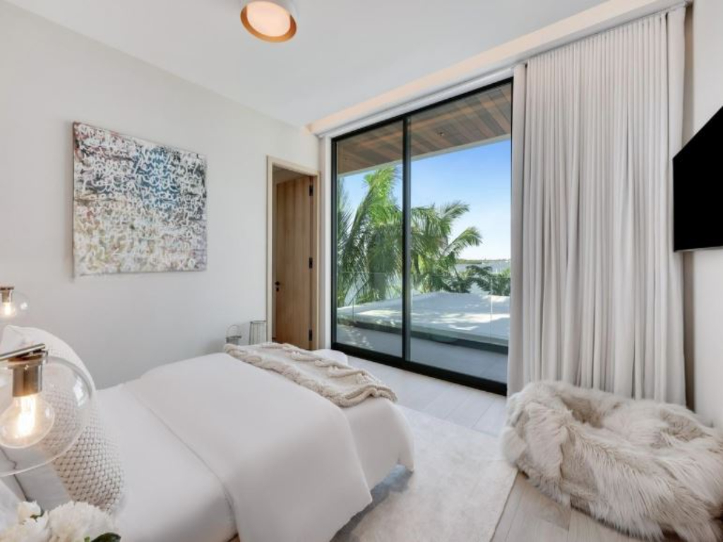 Venetian Drive | Photo 17