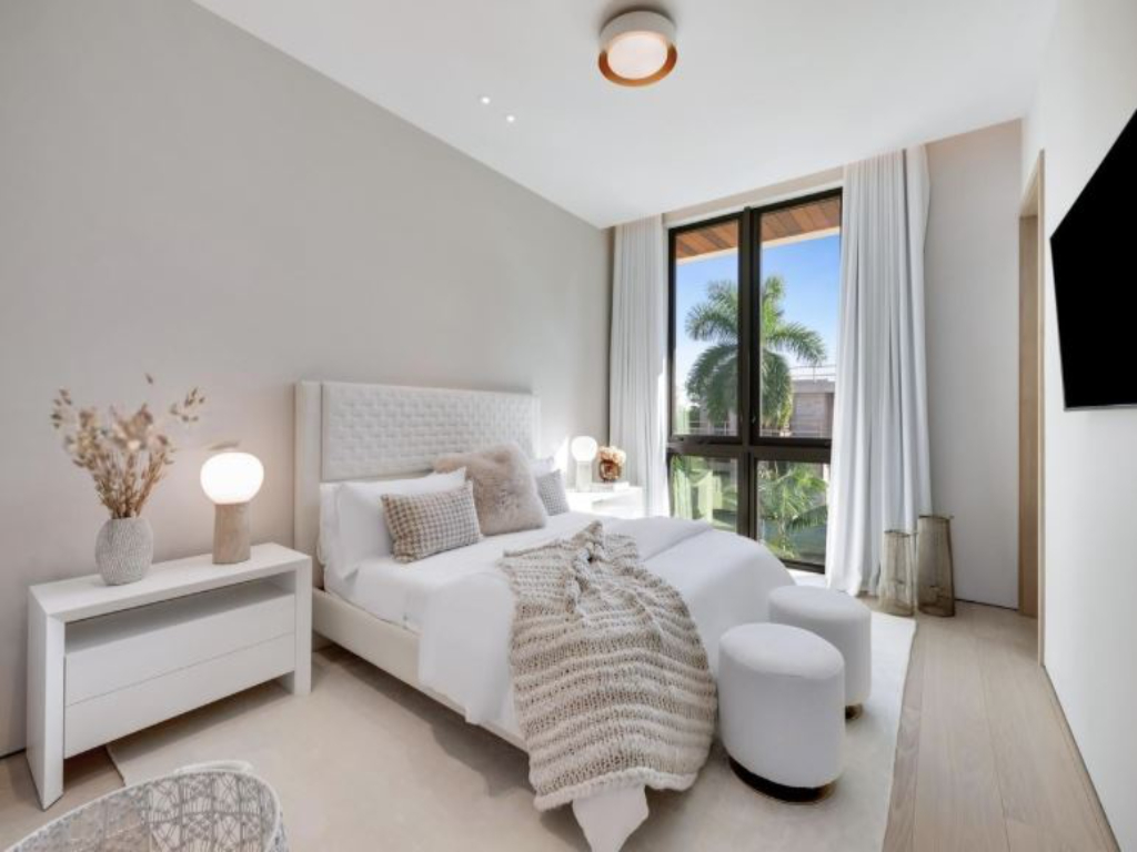 Venetian Drive | Photo 41