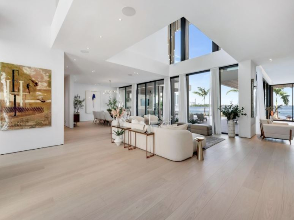 Venetian Drive | Photo 24