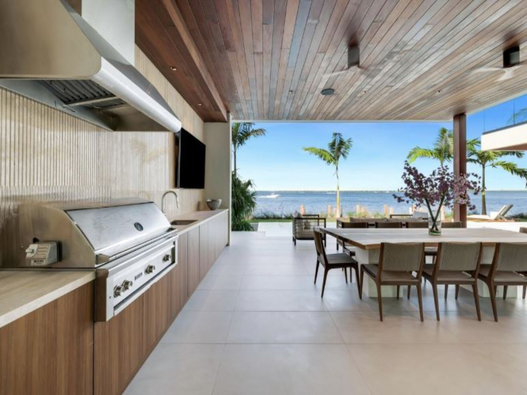 Venetian Drive | Photo 65