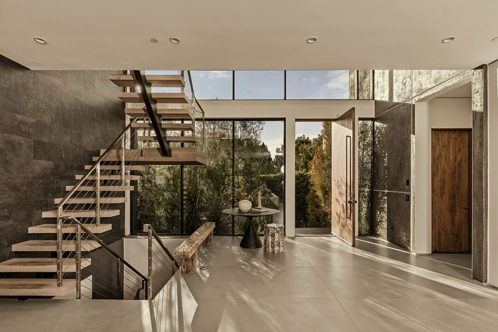 H Stradella Villa | Photo 4