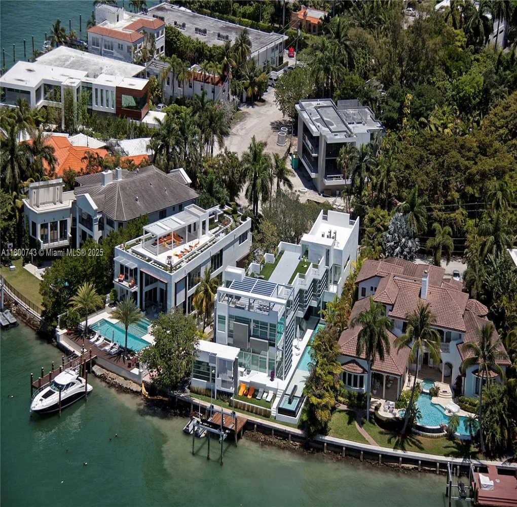 Hibiscus Dr | Photo 5