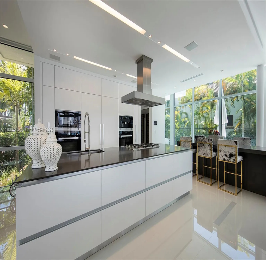 Hibiscus Dr | Photo 6