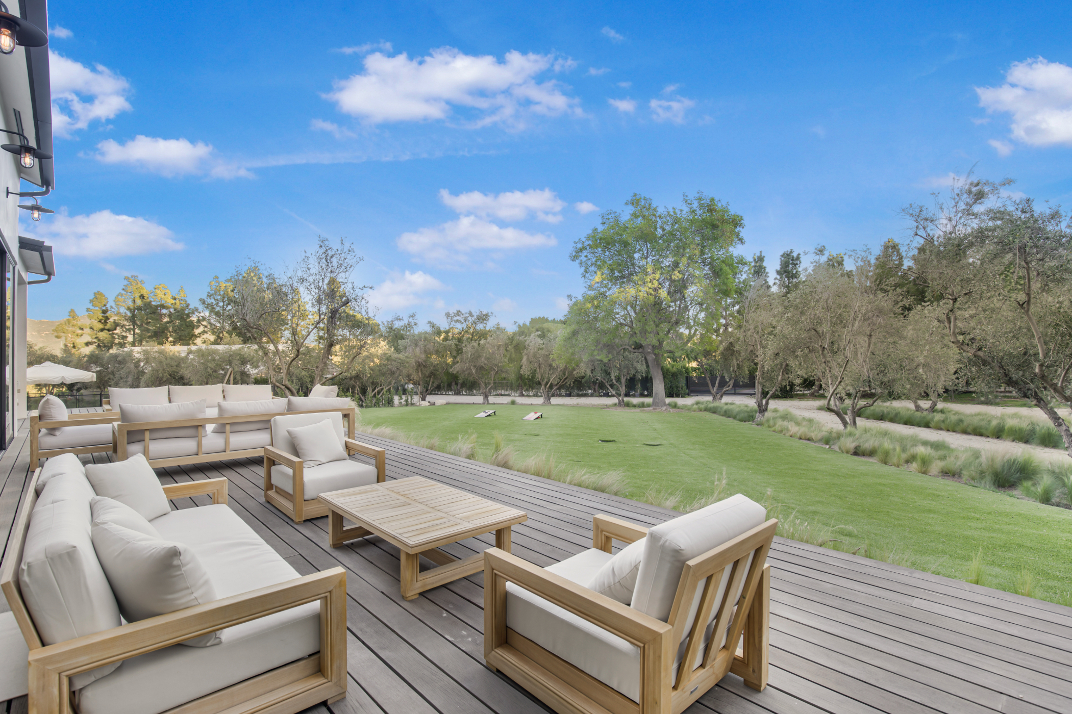 Lechusa Estate | Photo 4