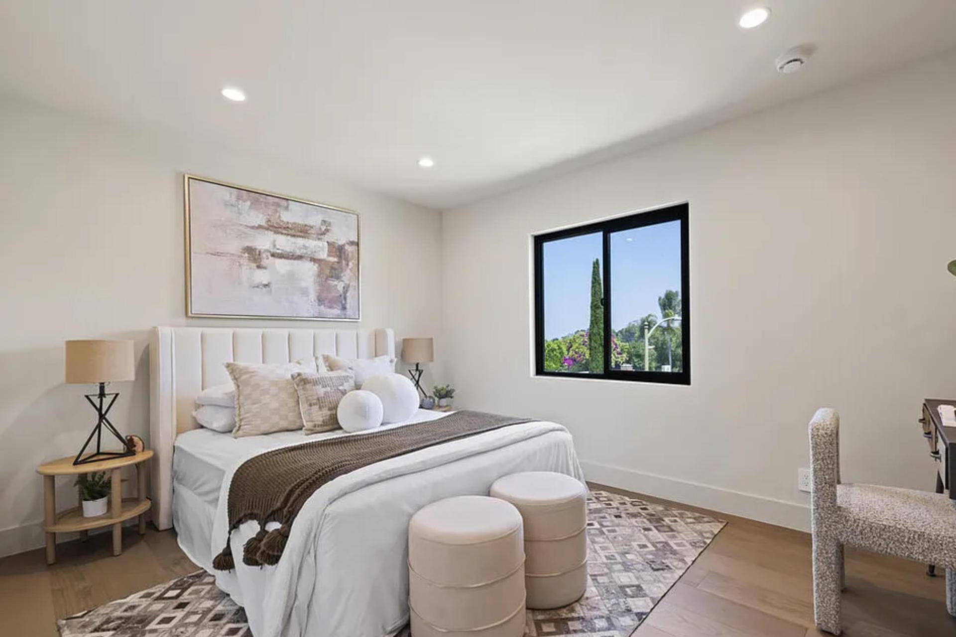 The Dona Modern | Photo 30