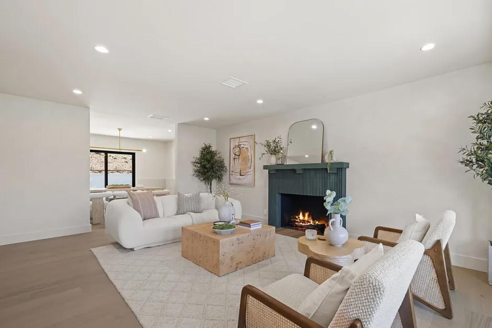 The Dona Modern | Photo 8