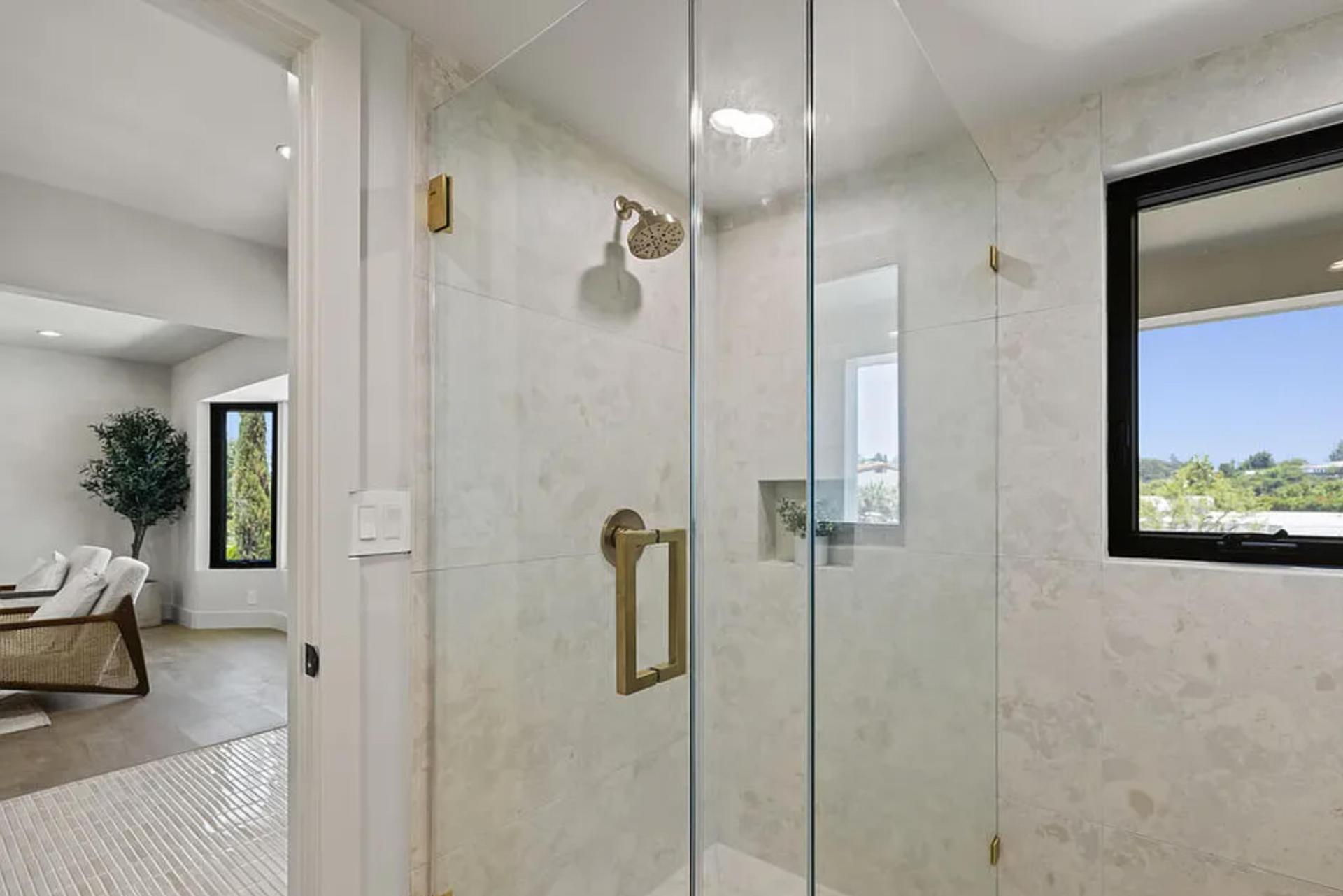 The Dona Modern | Photo 23