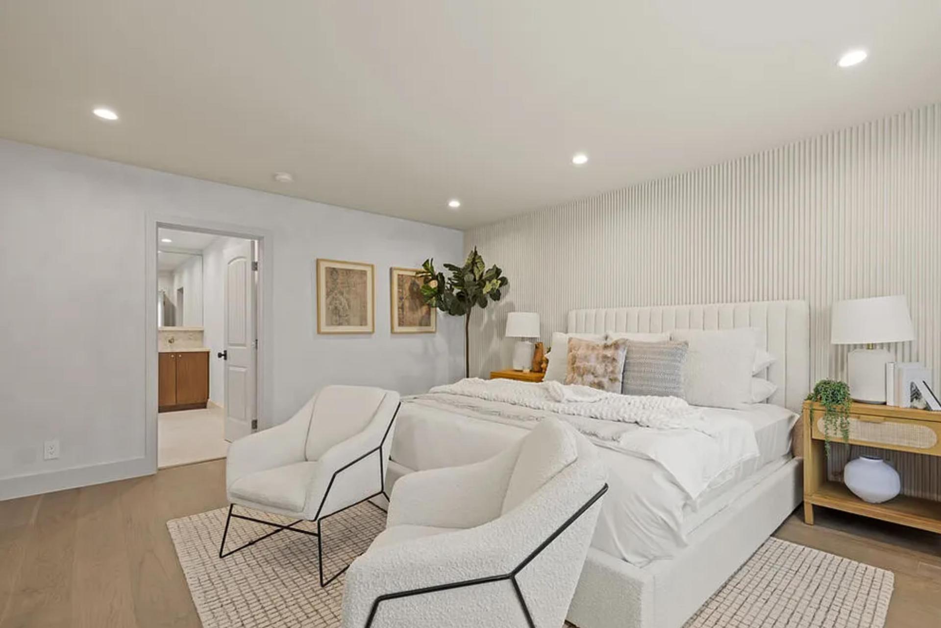 The Dona Modern | Photo 19