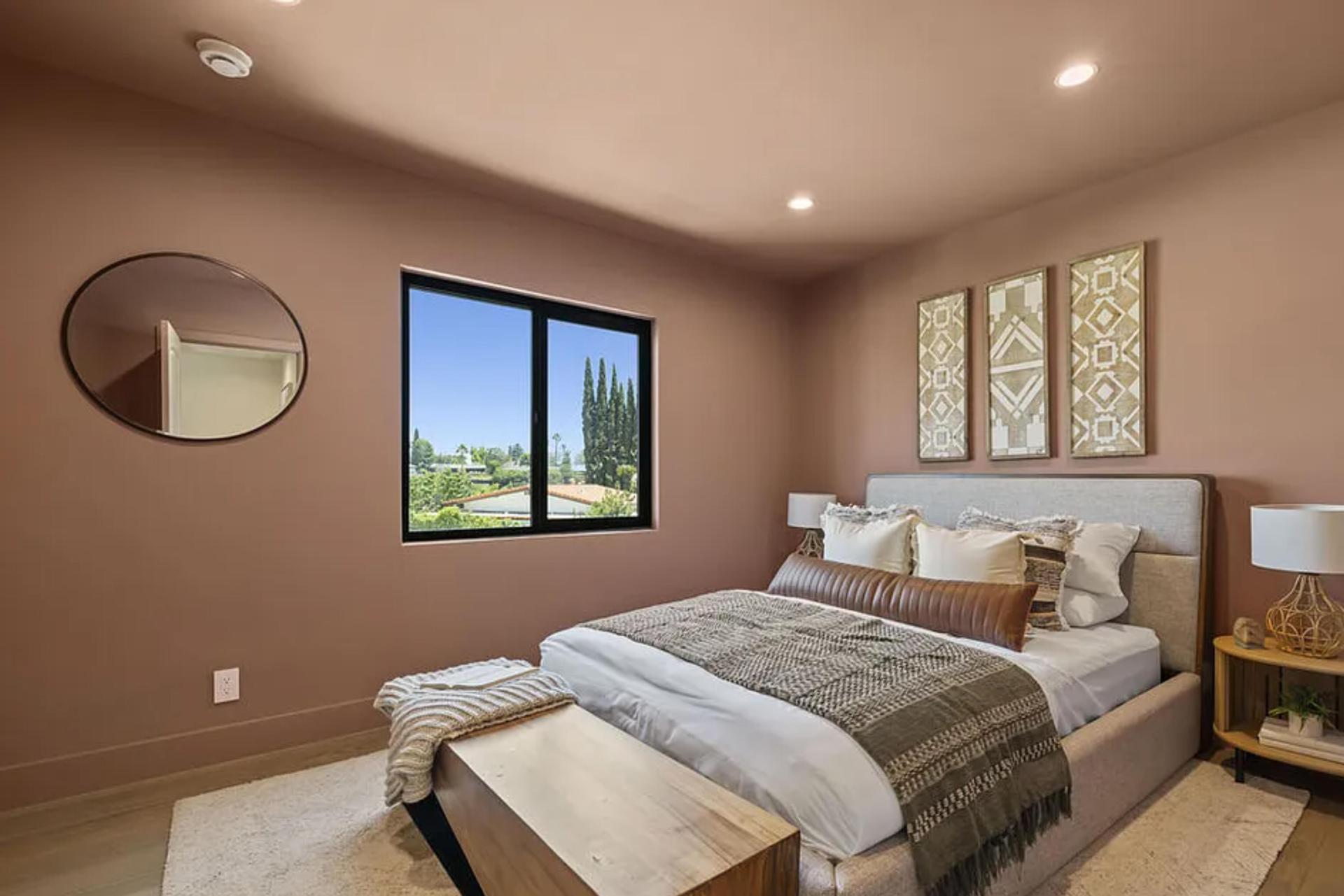 The Dona Modern | Photo 22