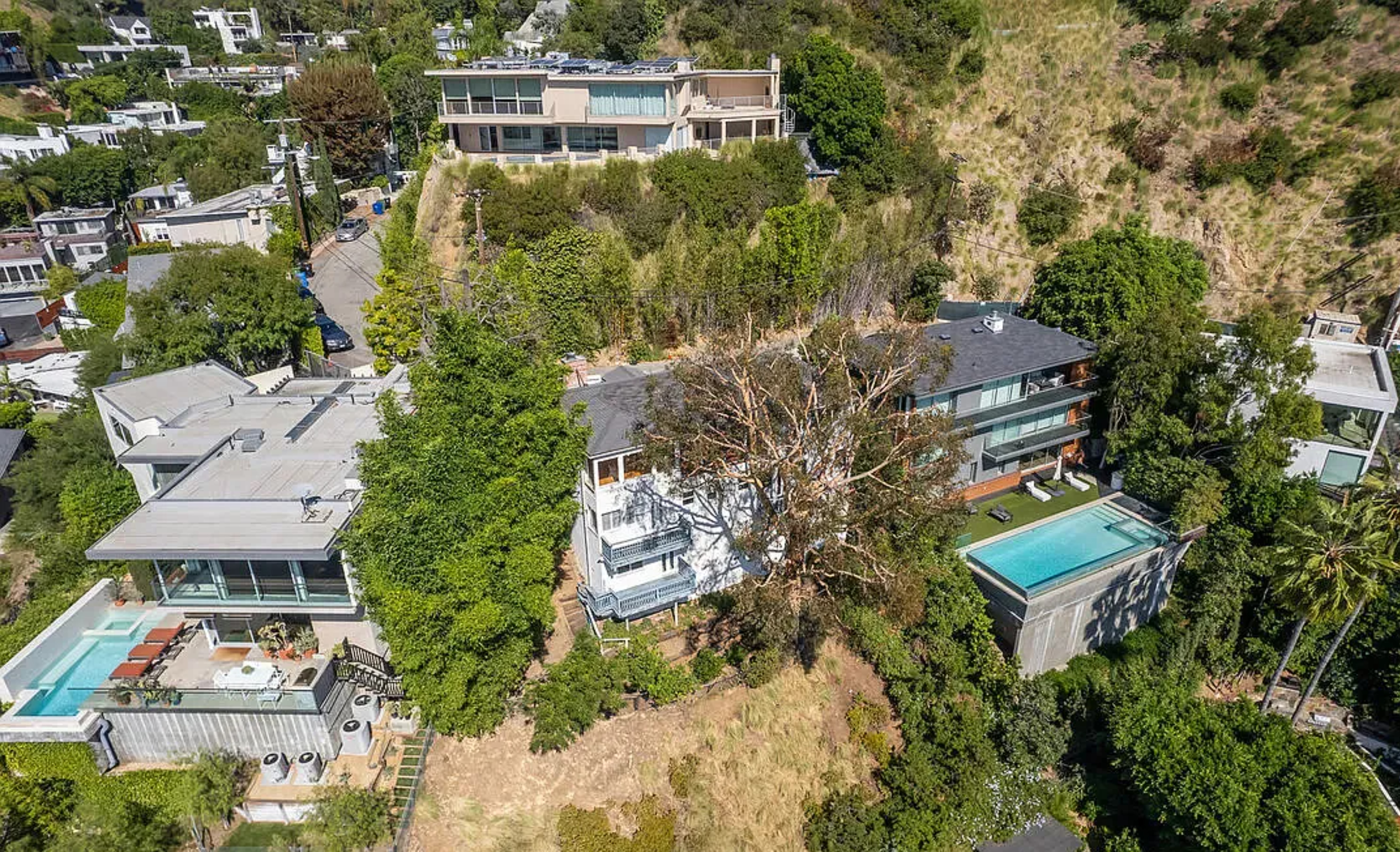 Hollywood Hillside View | Photo 34