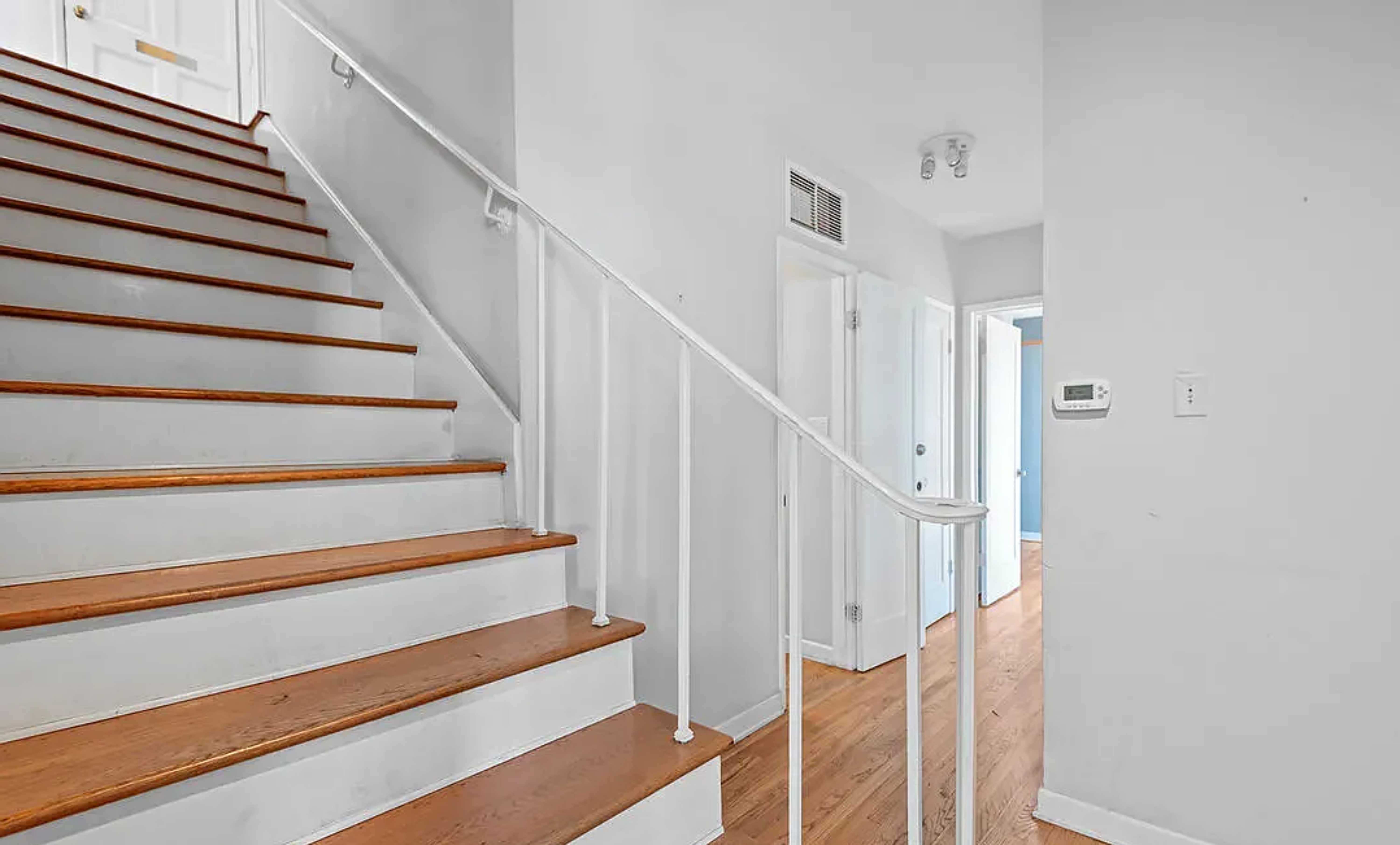 Hollywood Hillside View | Photo 14