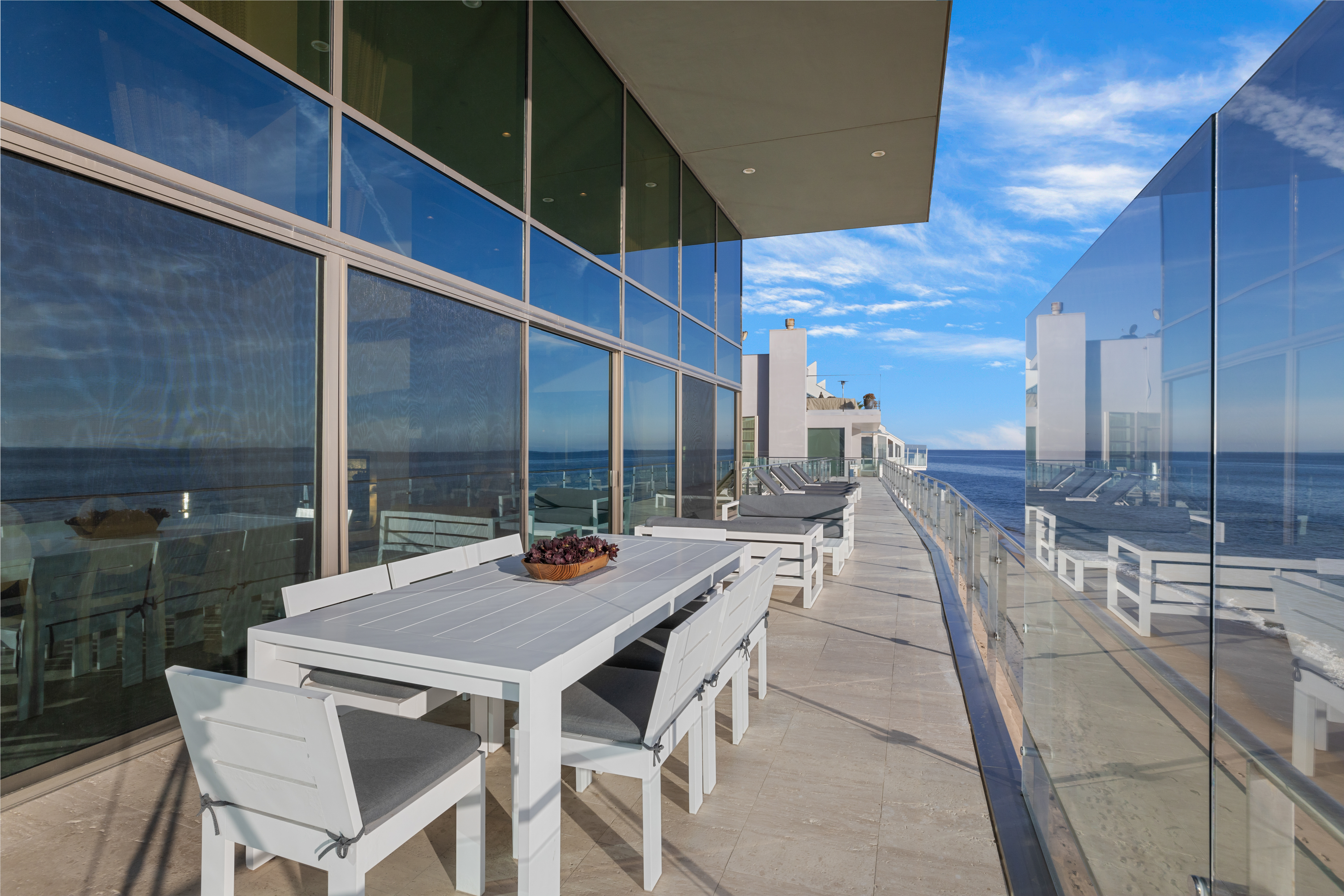 Malibu Road Modern | Photo 13