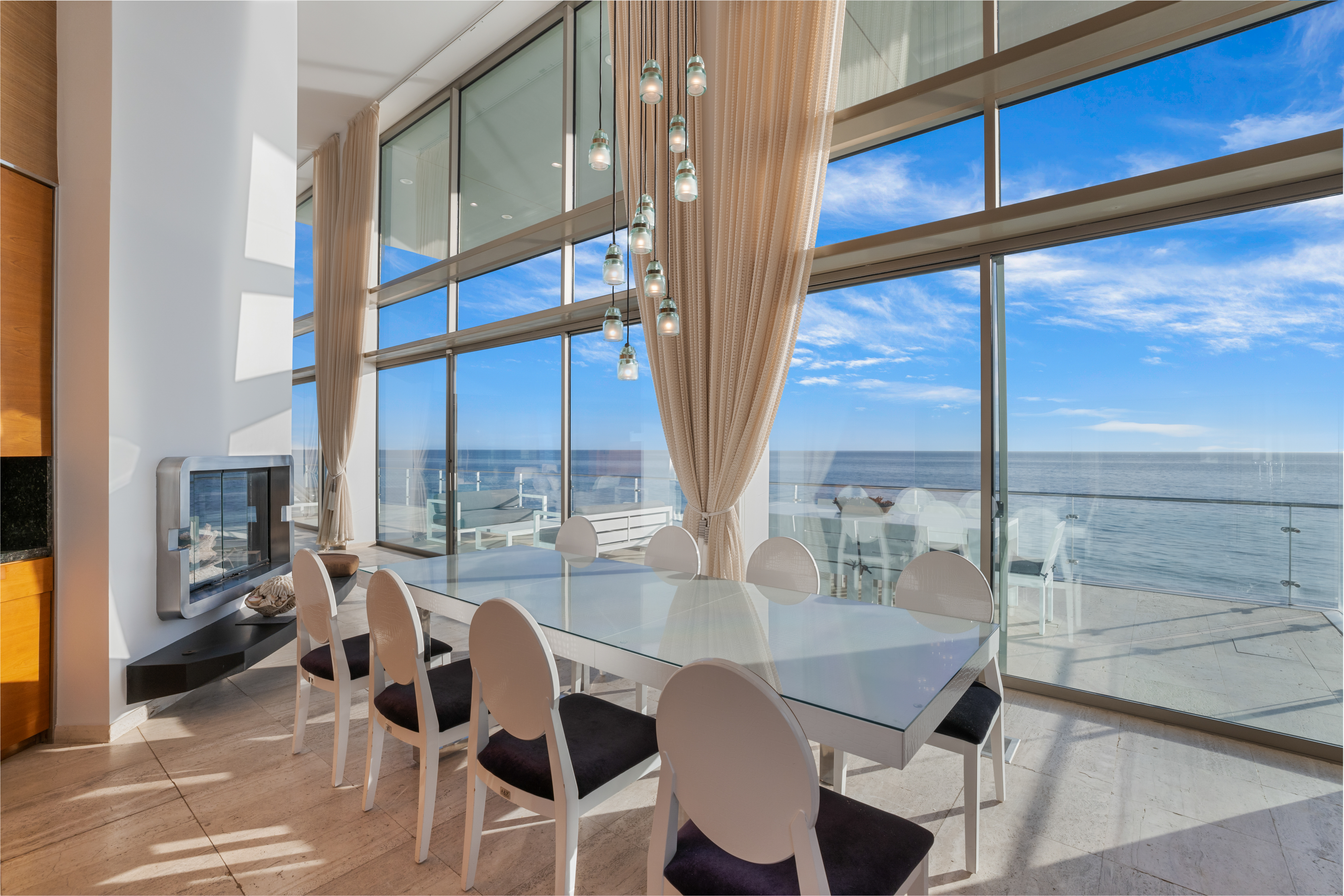 Malibu Road Modern | Photo 9