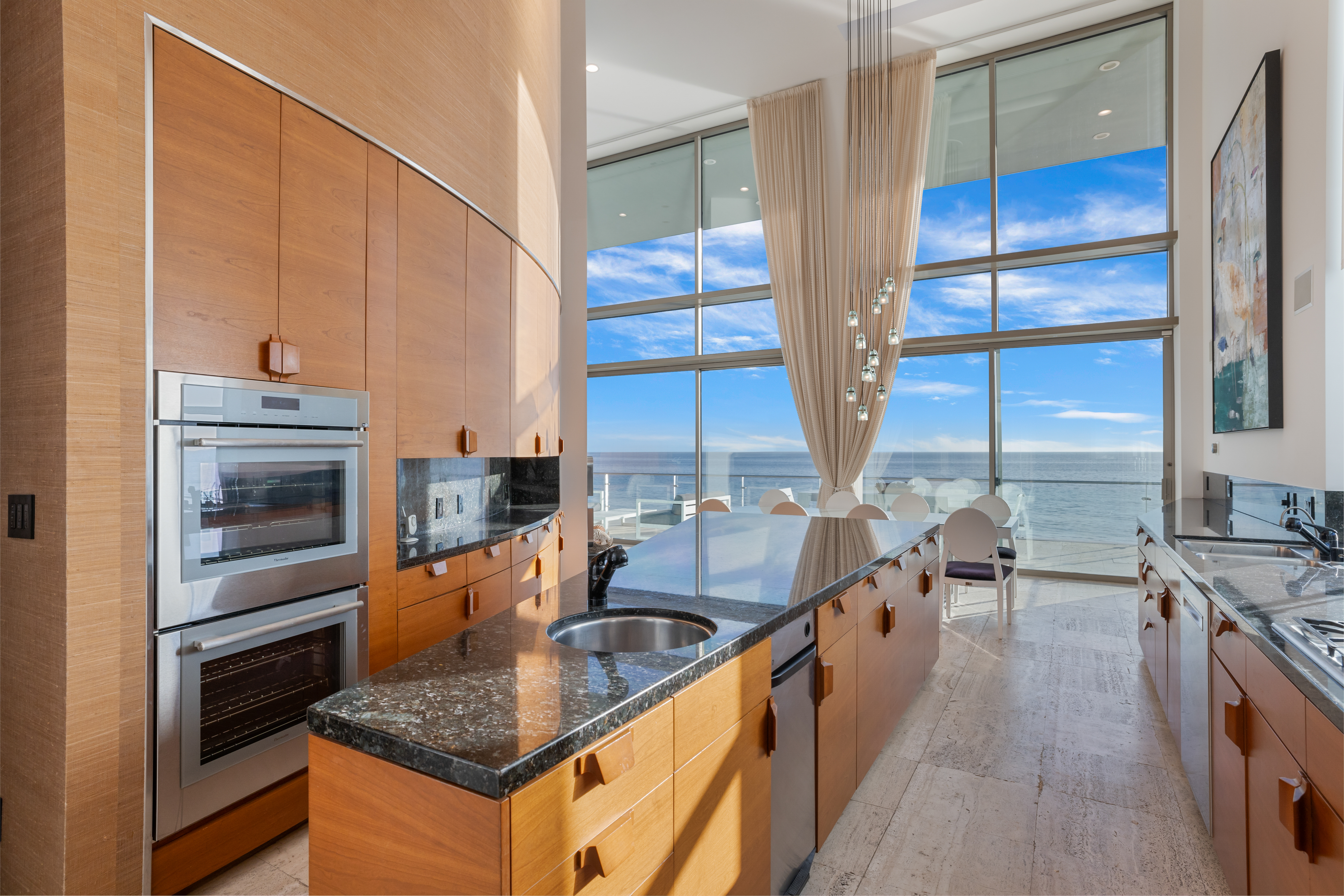 Malibu Road Modern | Photo 12