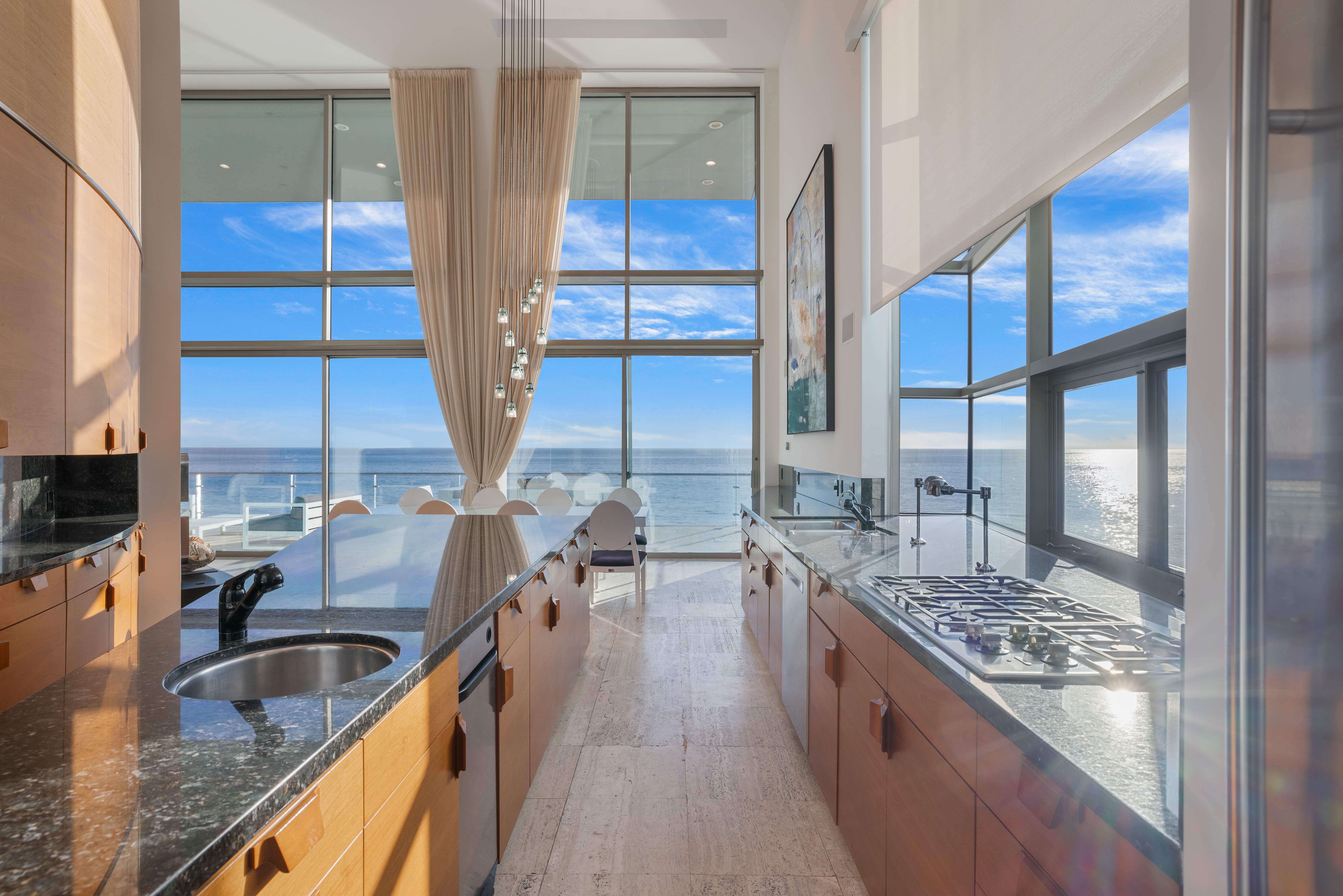 Malibu Road Modern | Photo 11