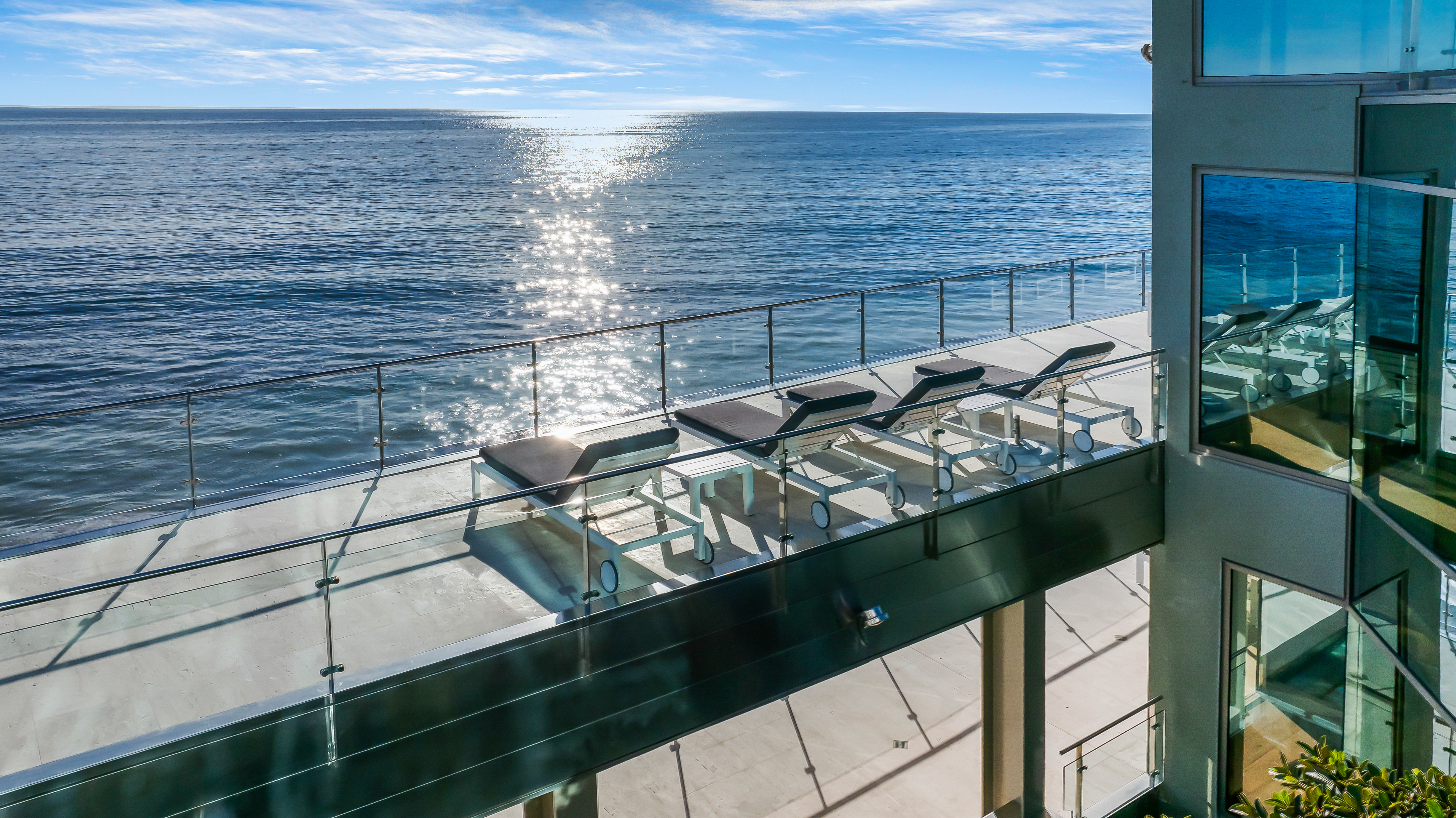 Malibu Road Modern | Photo 30