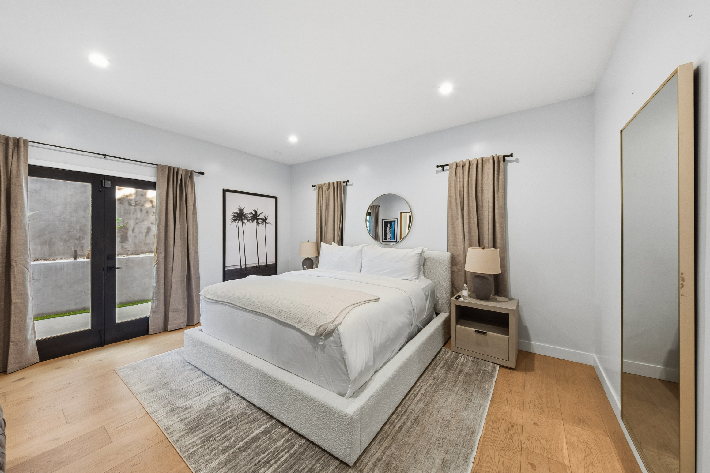 Farley Court | Photo 33