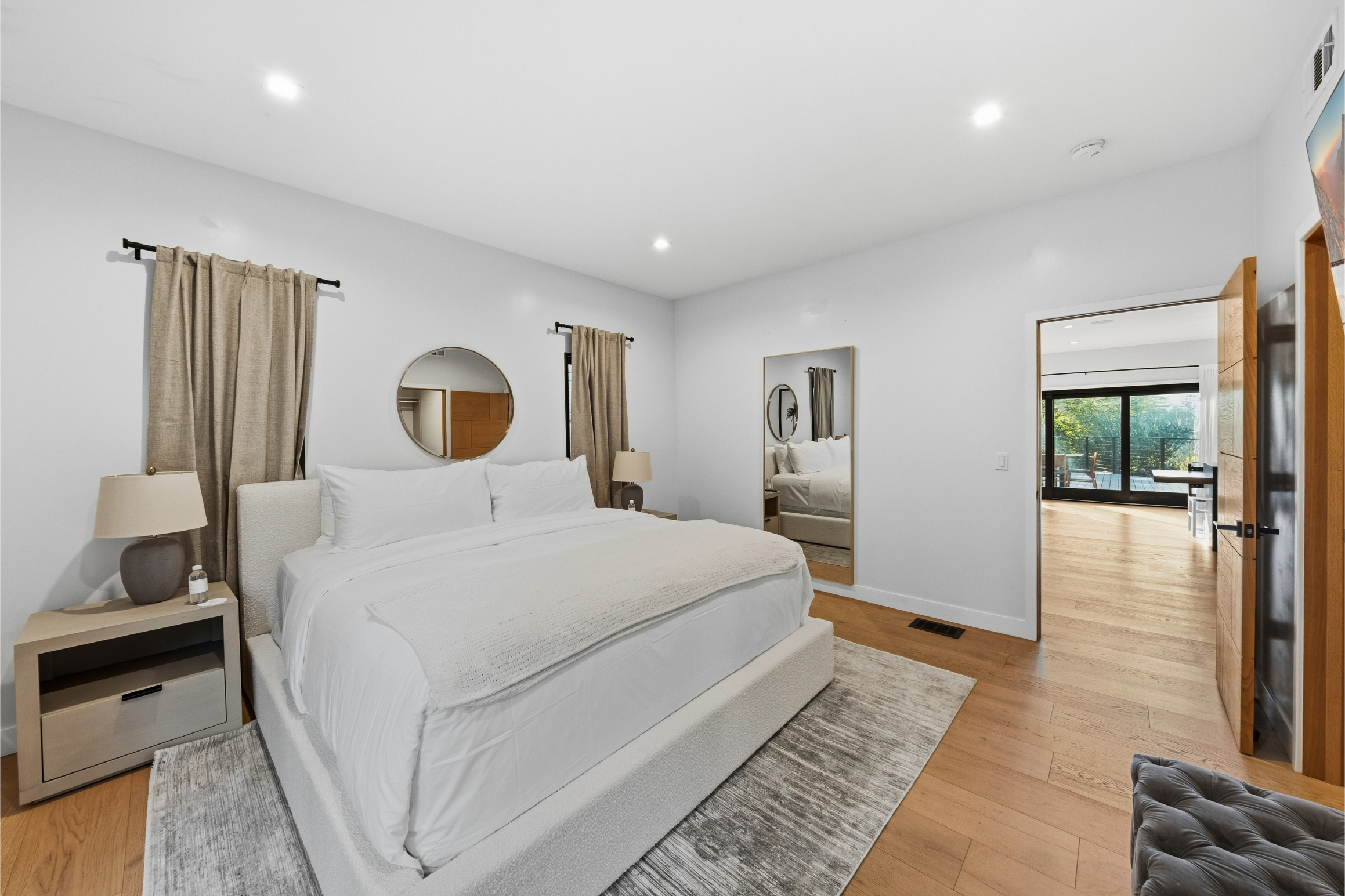 Farley Court | Photo 34