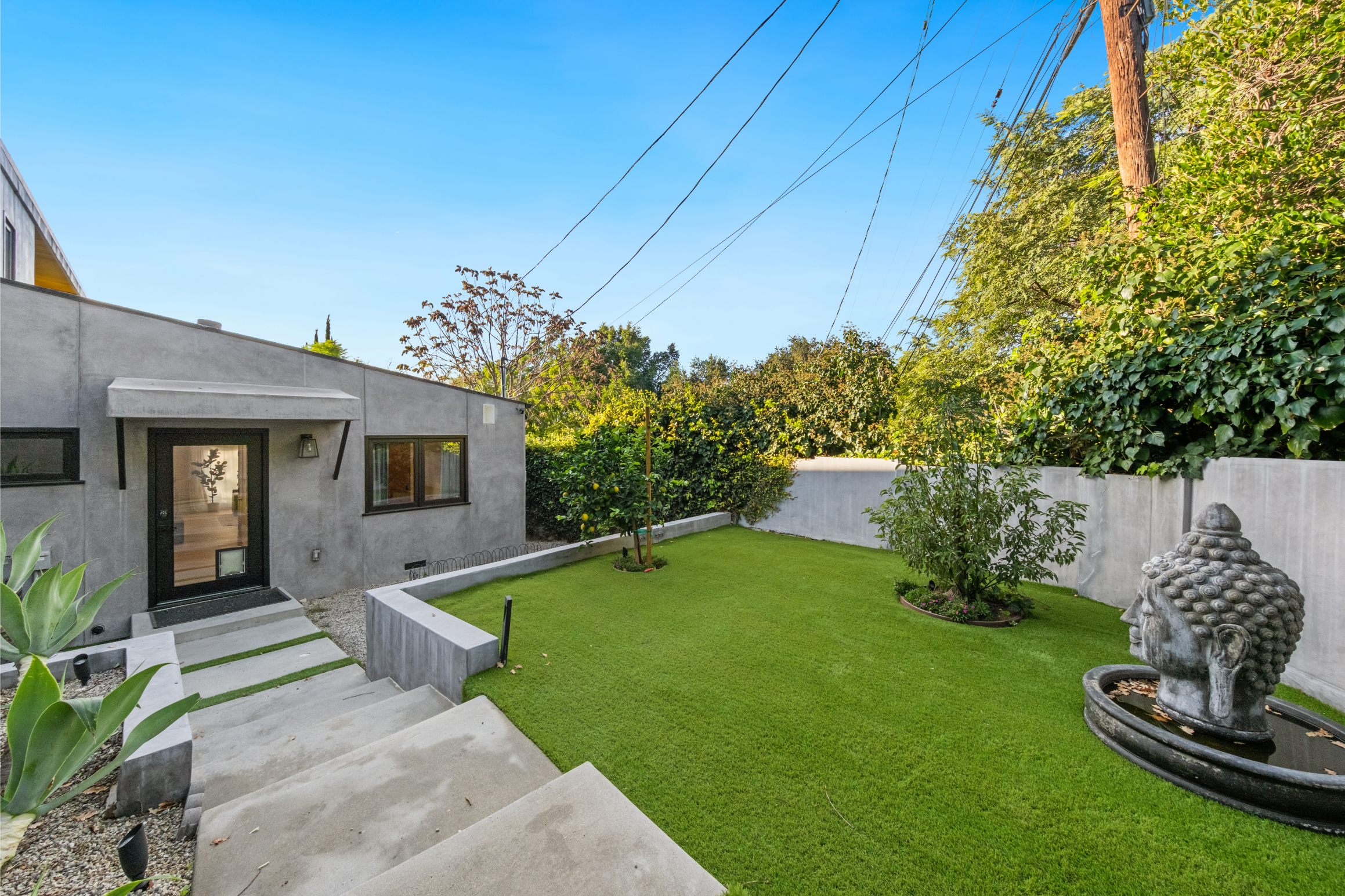 Farley Court | Photo 53