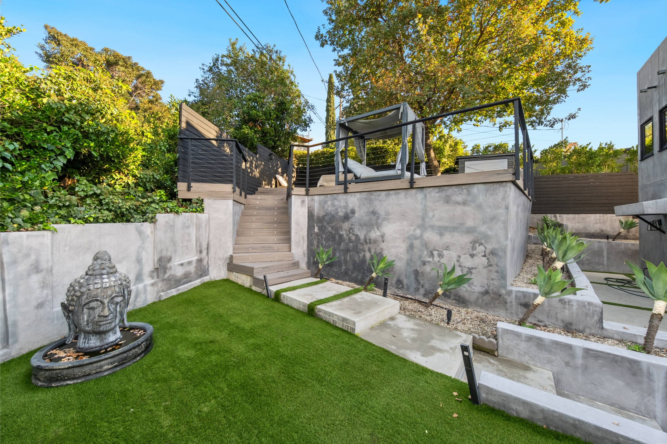 Farley Court | Photo 56