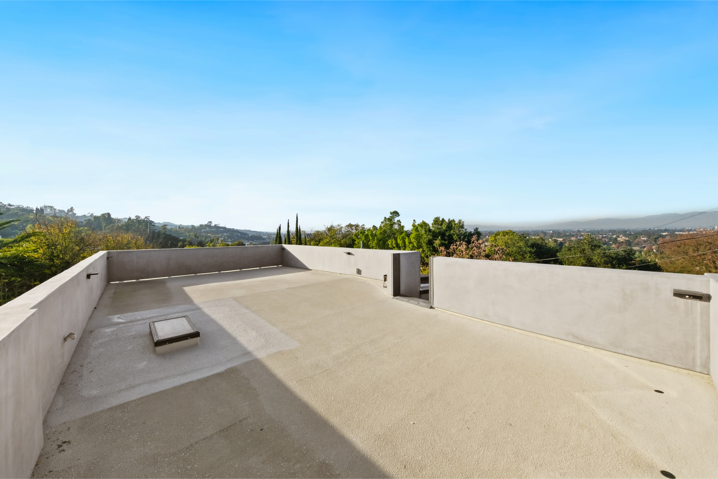 Farley Court | Photo 39