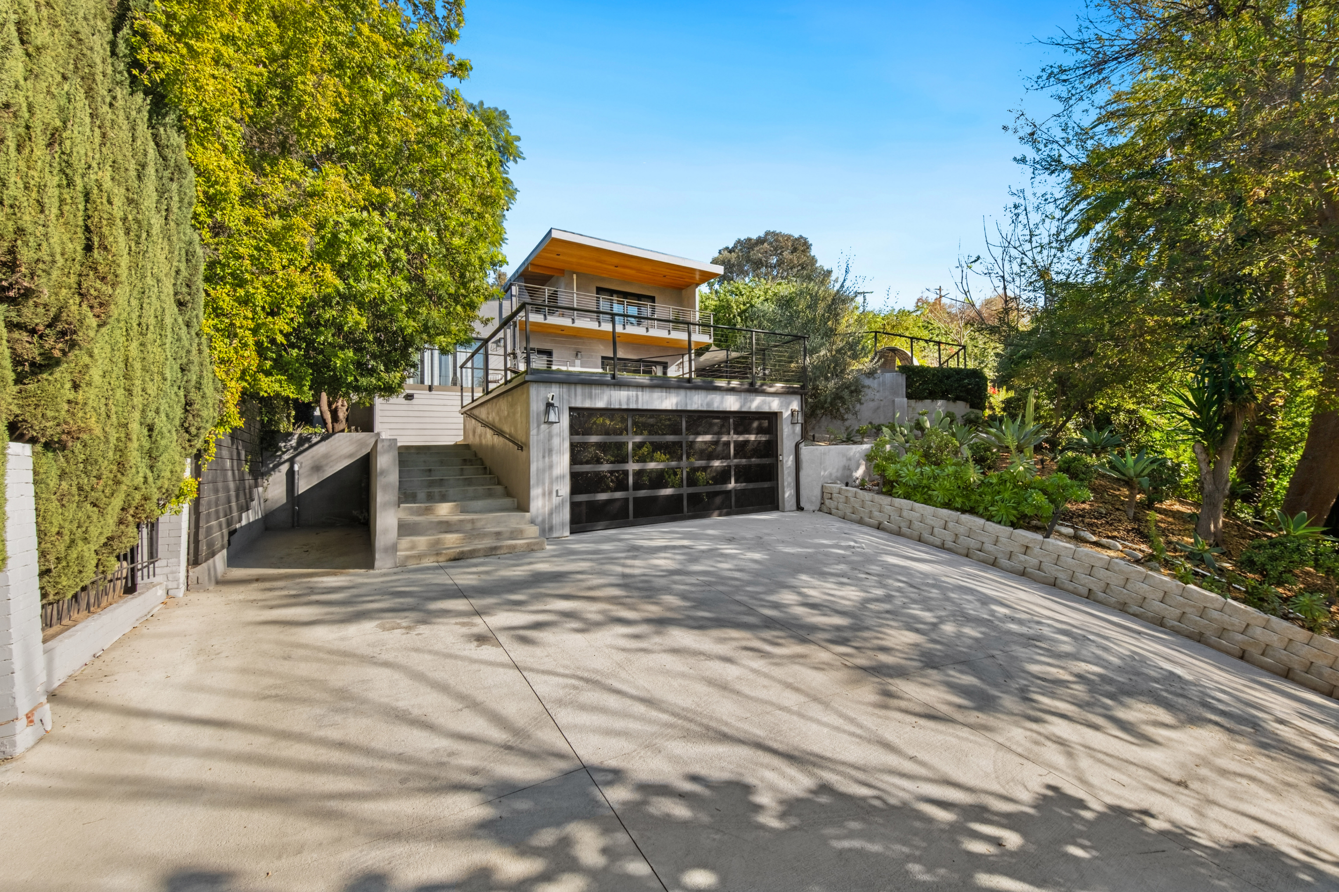 Farley Court | Photo 10