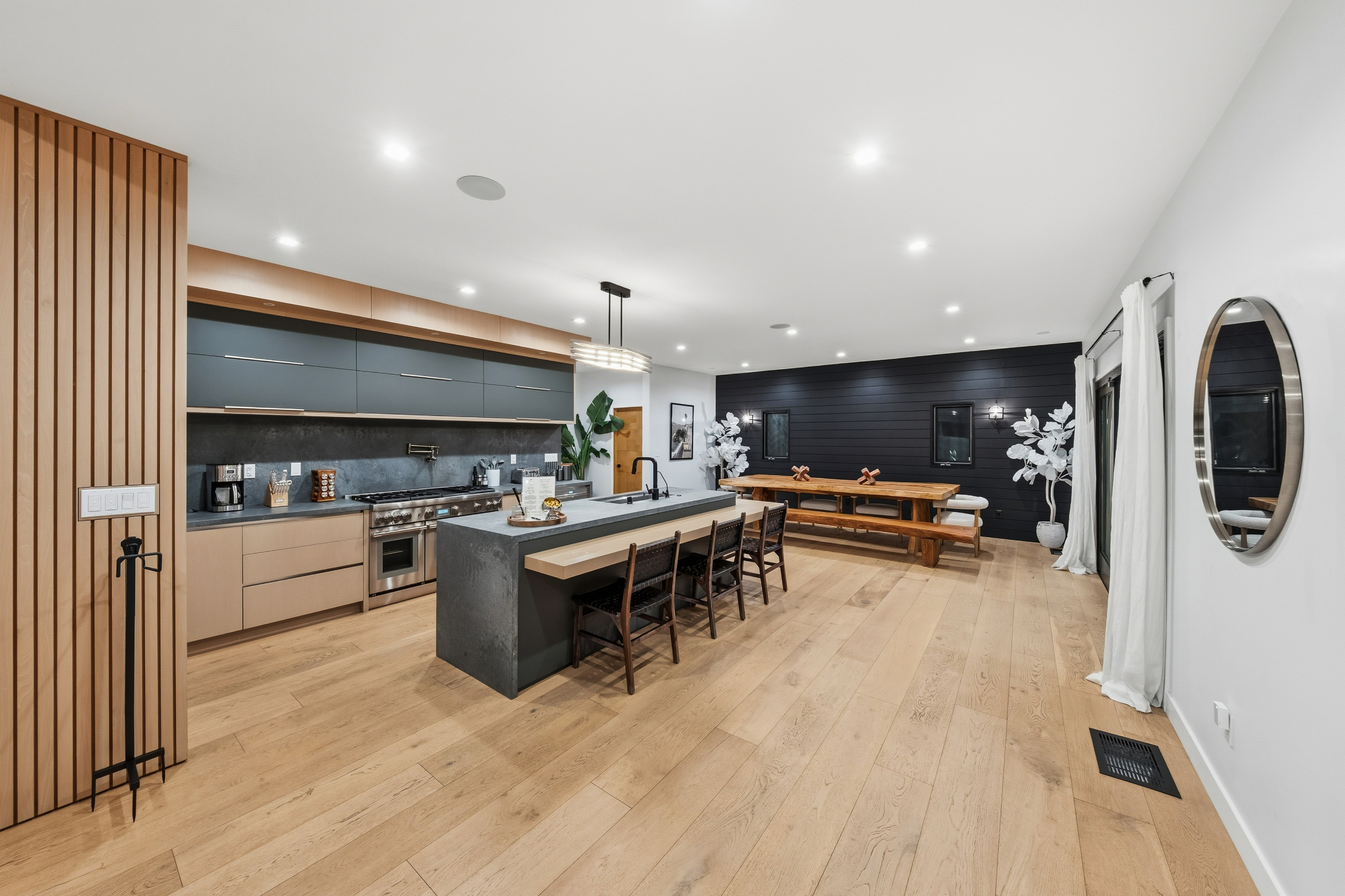 Farley Court | Photo 59