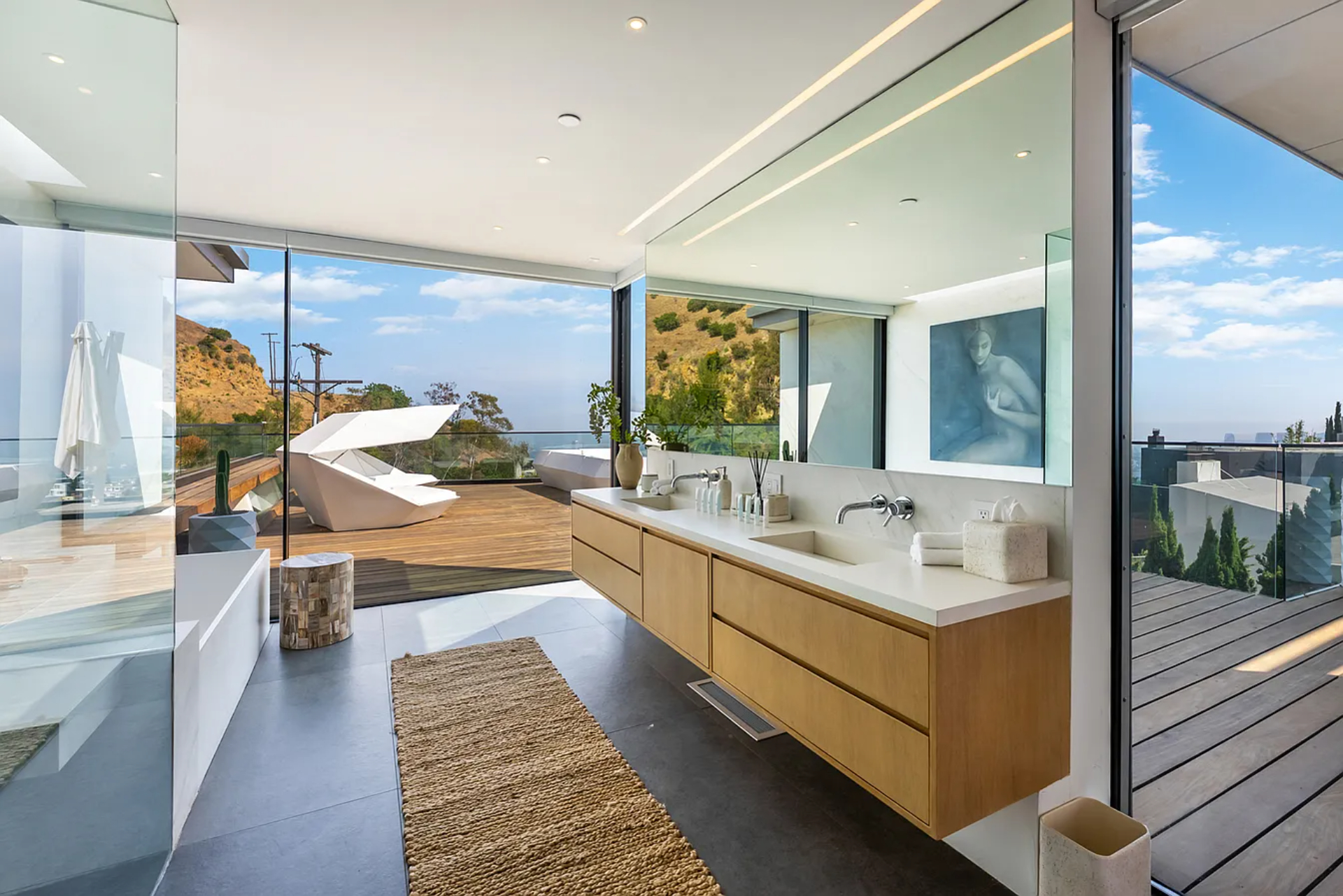 Blue Heights Modern | Photo 14