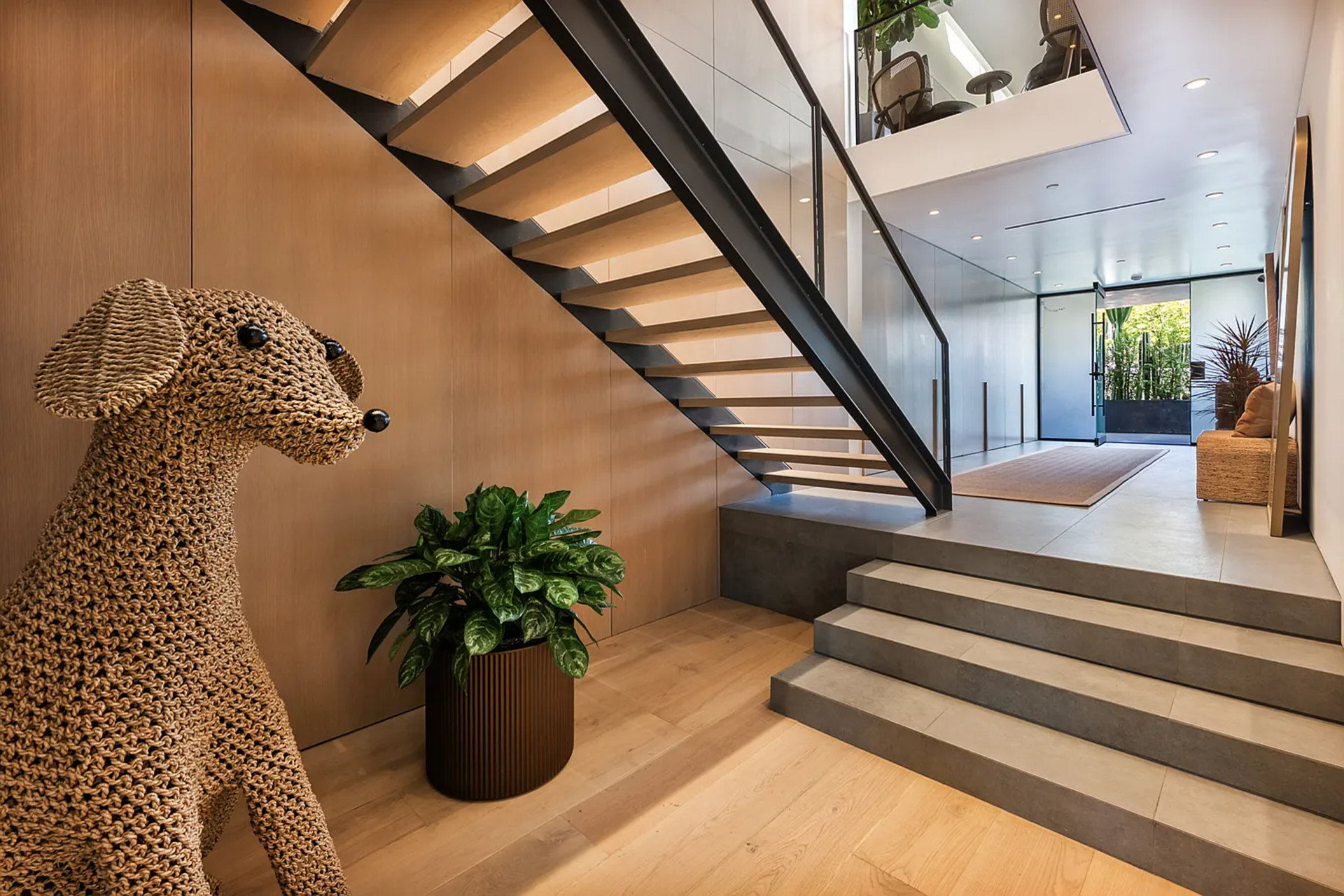 Blue Heights Modern | Photo 17