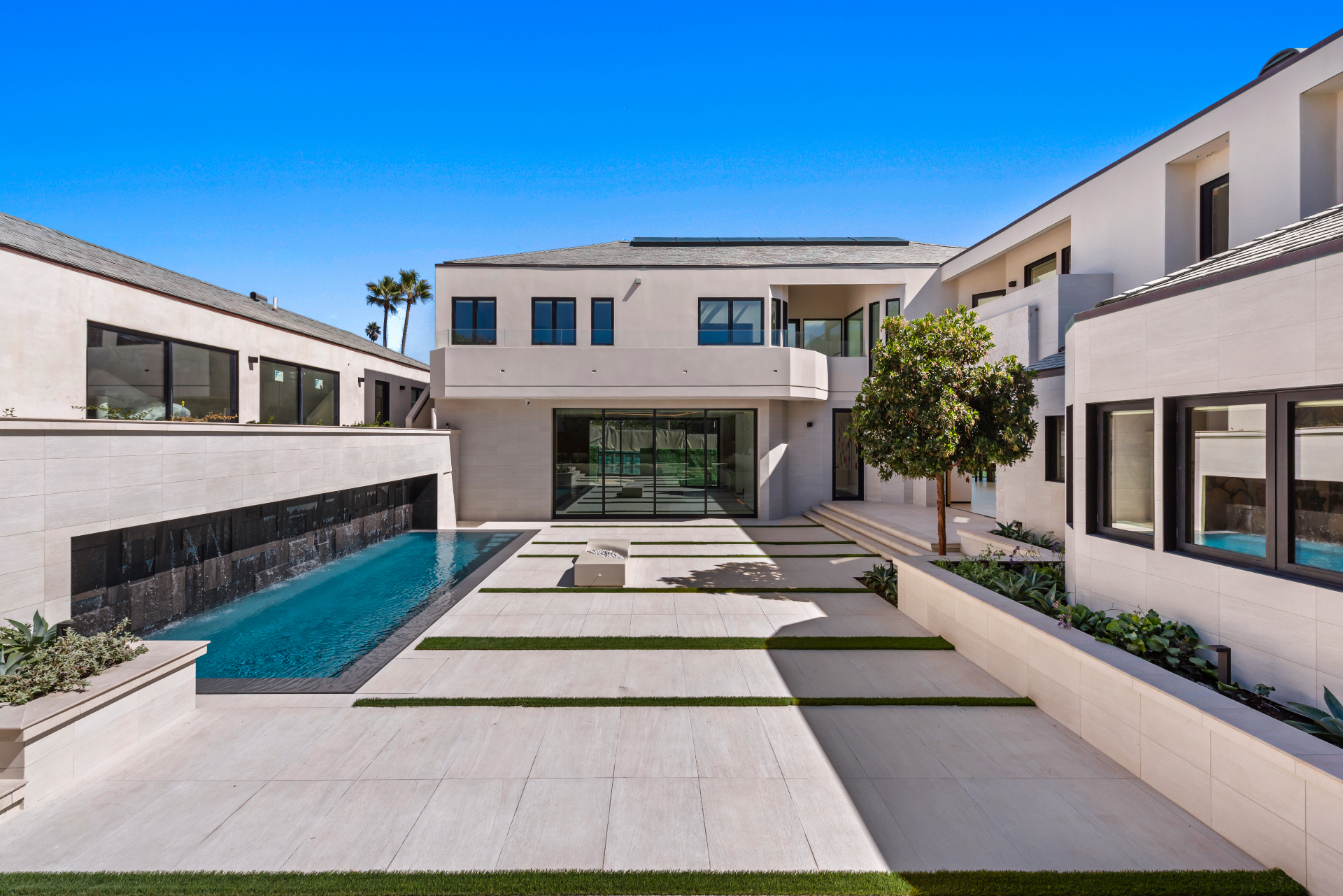 Broad Estate | Photo 8