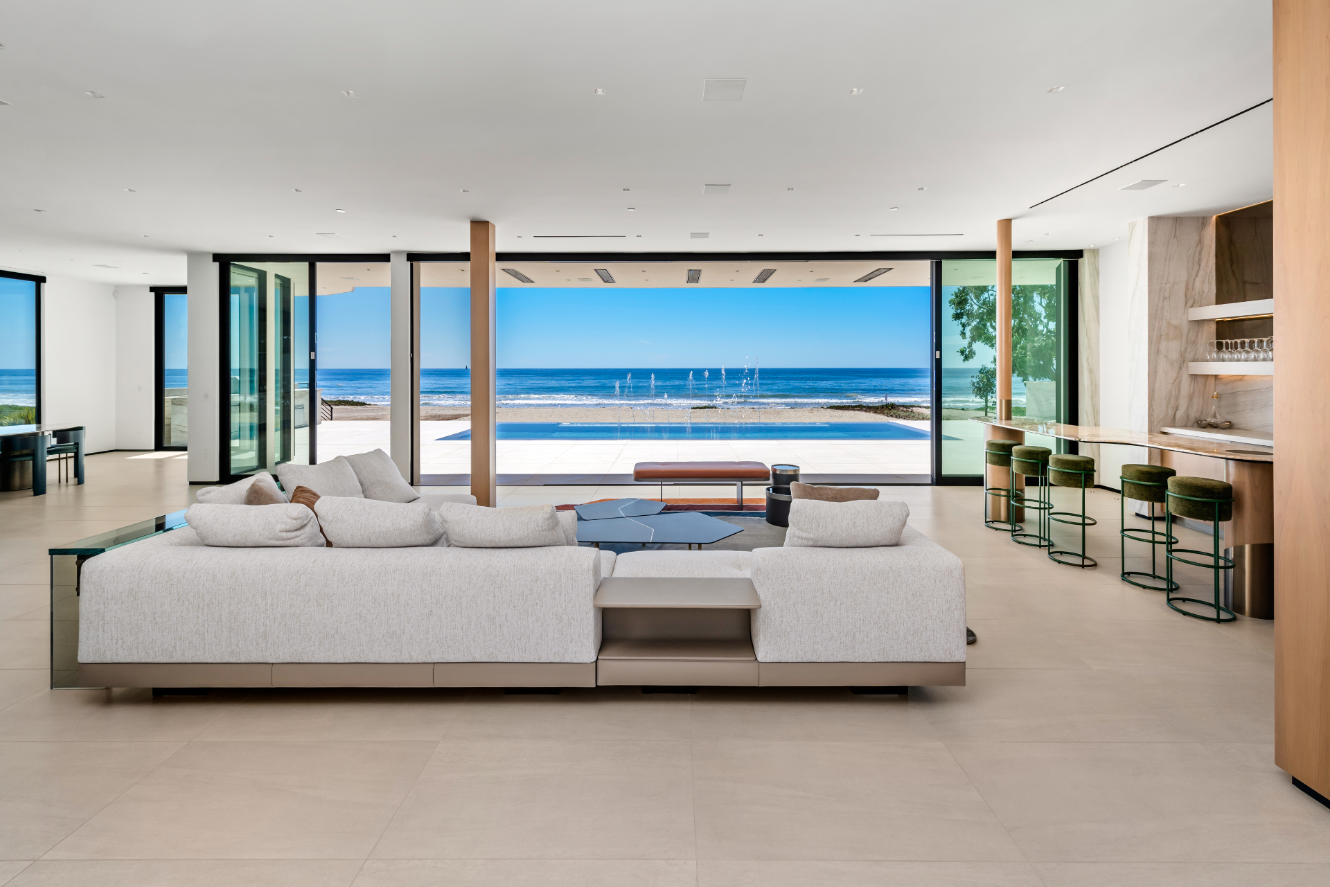 Broad Estate | Photo 4