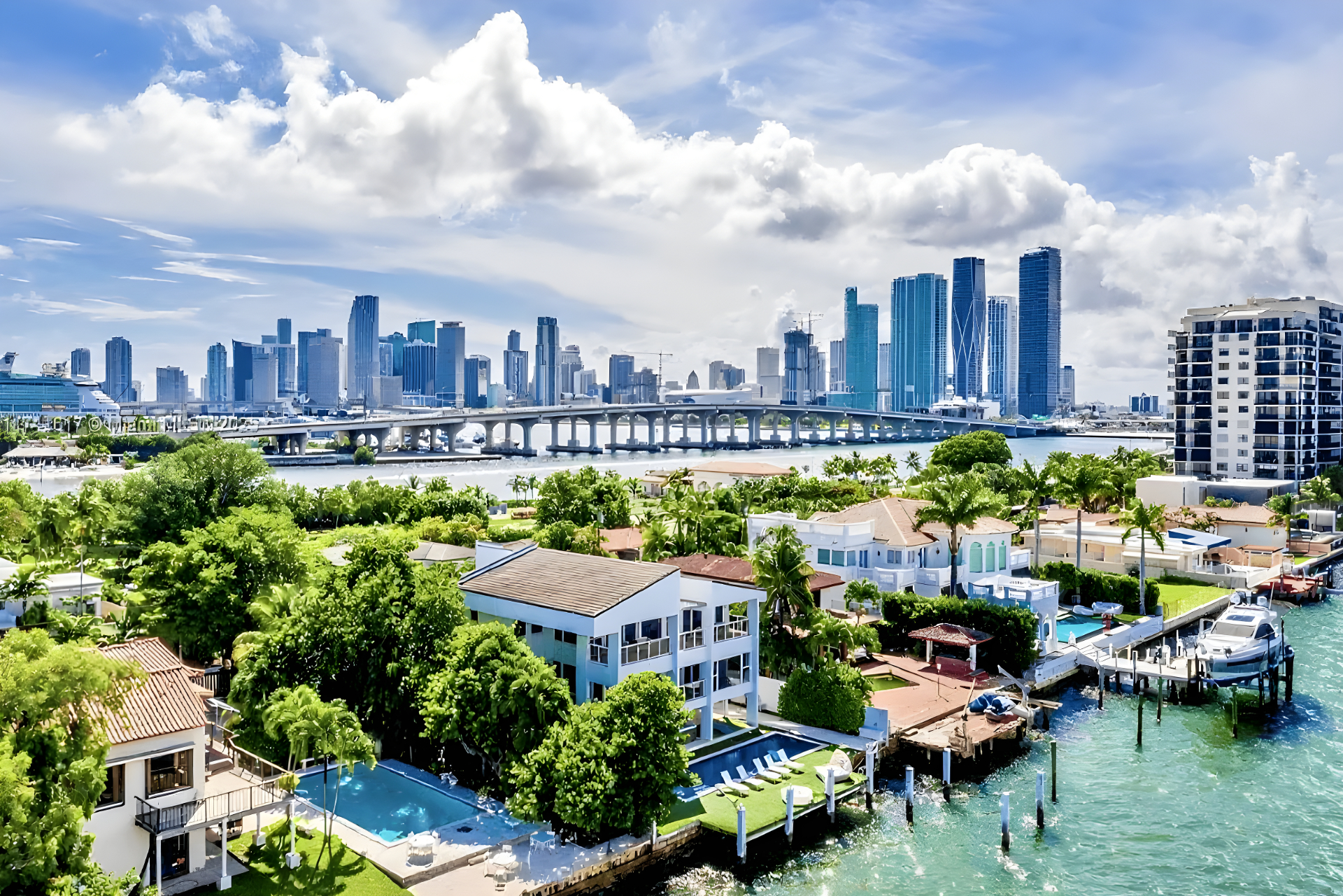 891 N Venetian | Photo 2