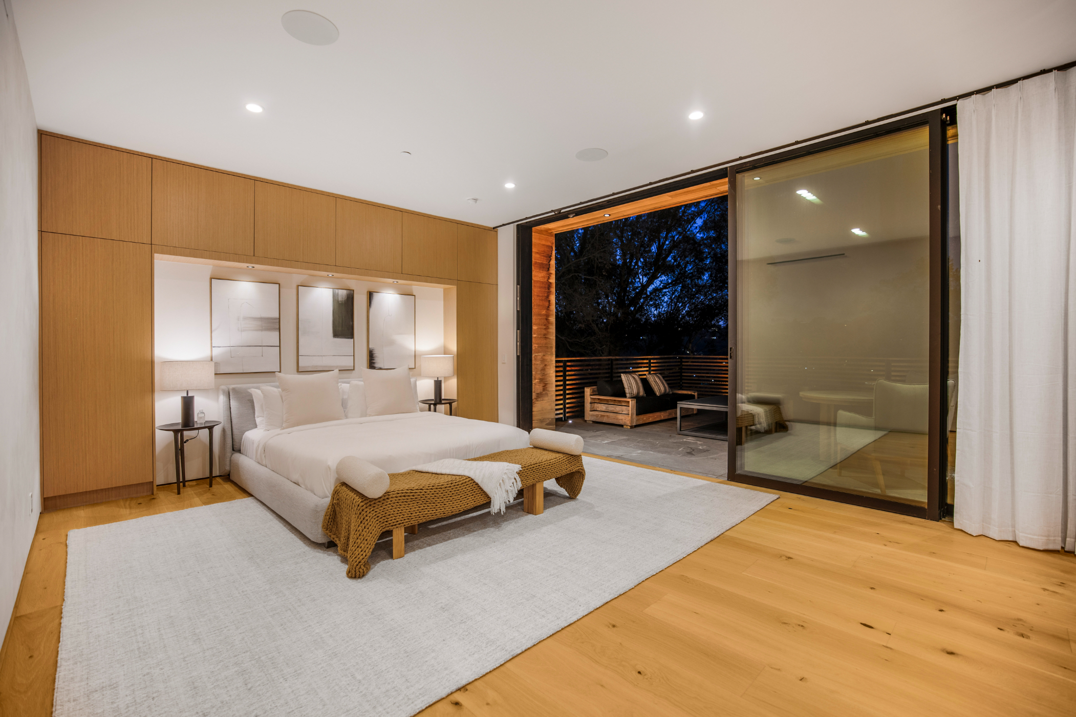 Oak Pass Manor | Photo 39